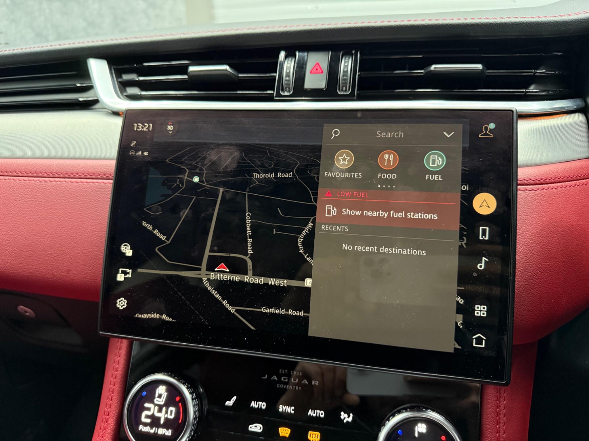 Jaguar F-Pace view 21