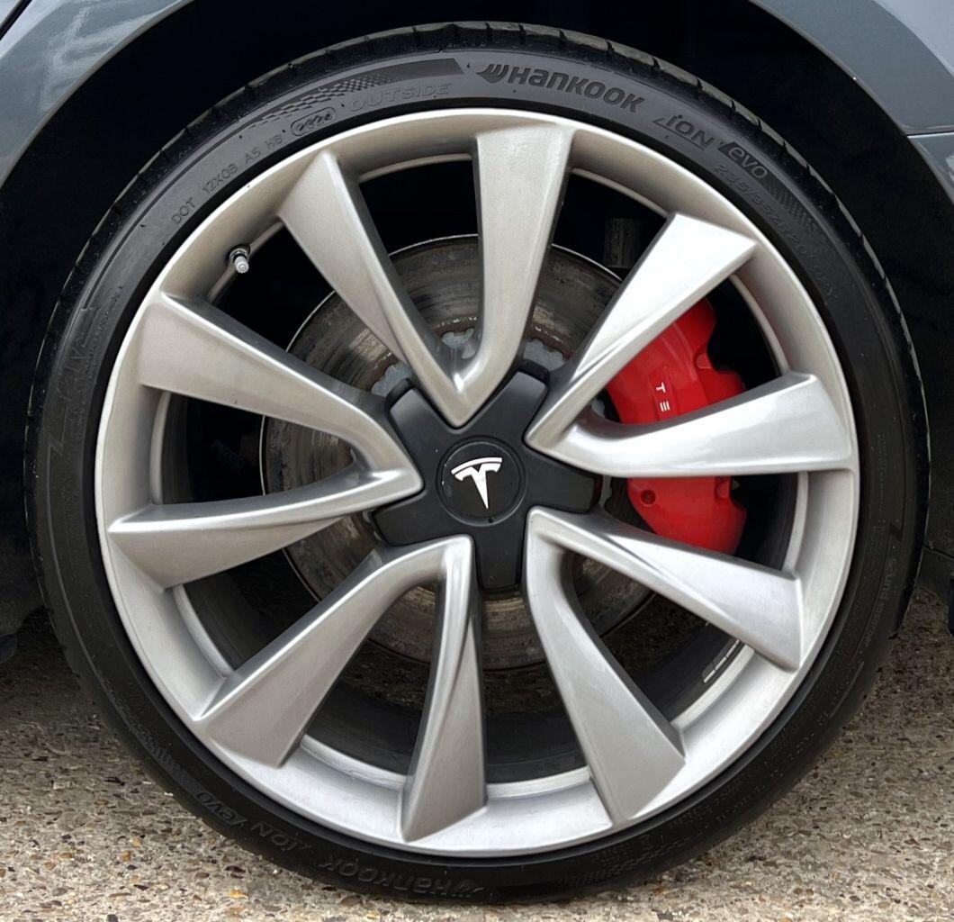 Tesla Model 3 view 14