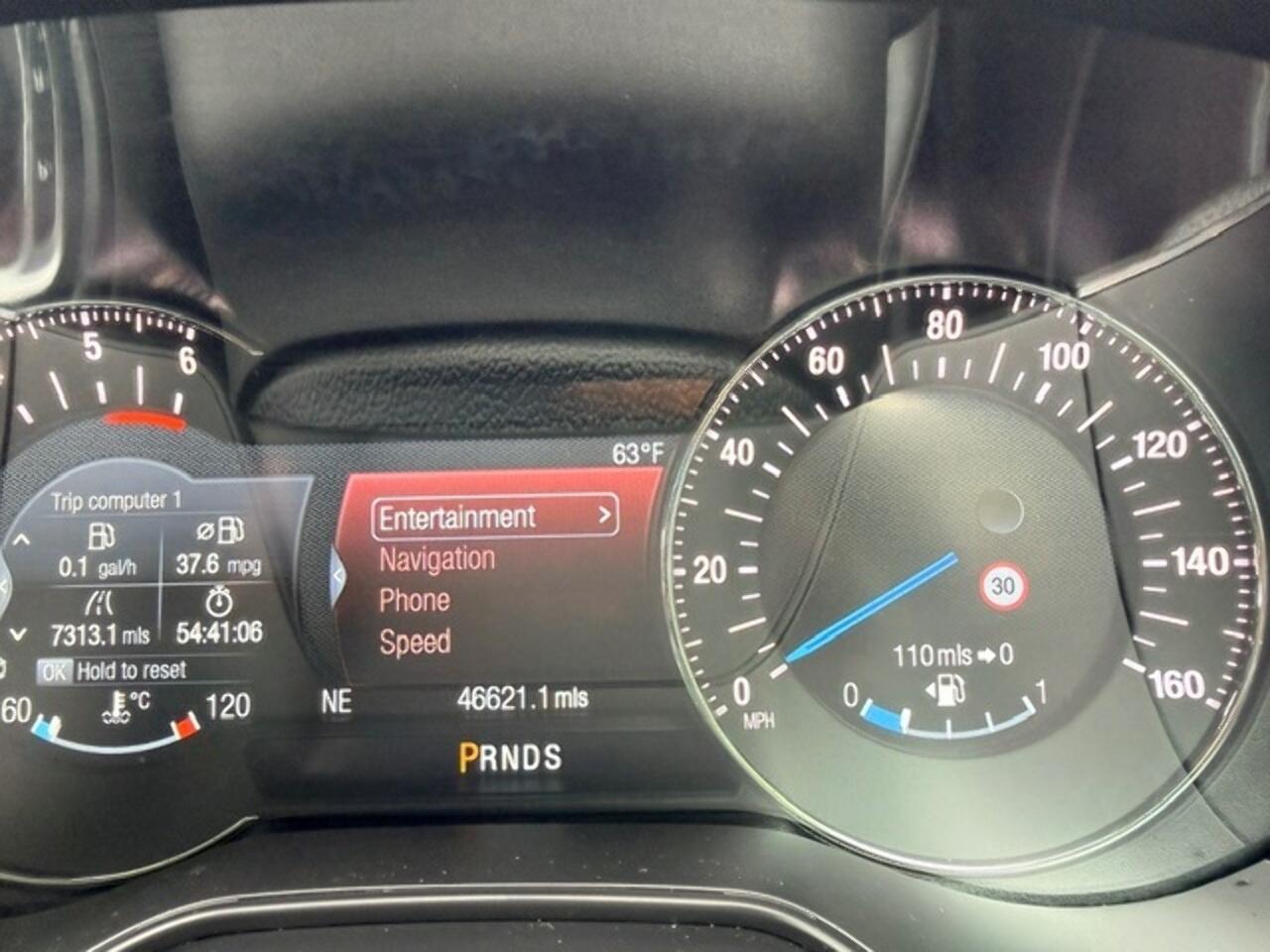 Ford Mondeo view 26