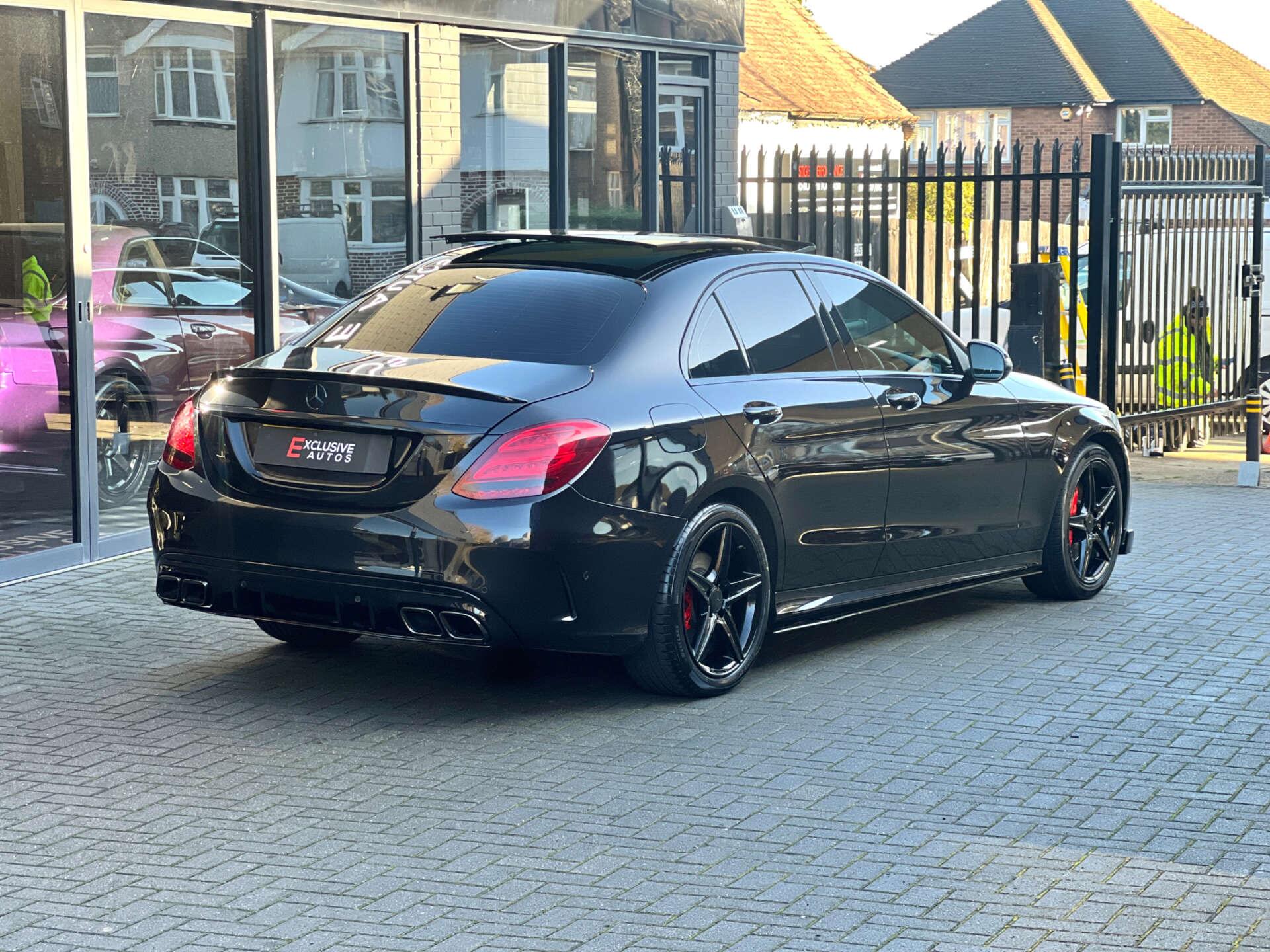 Mercedes-Benz C-Class view 8