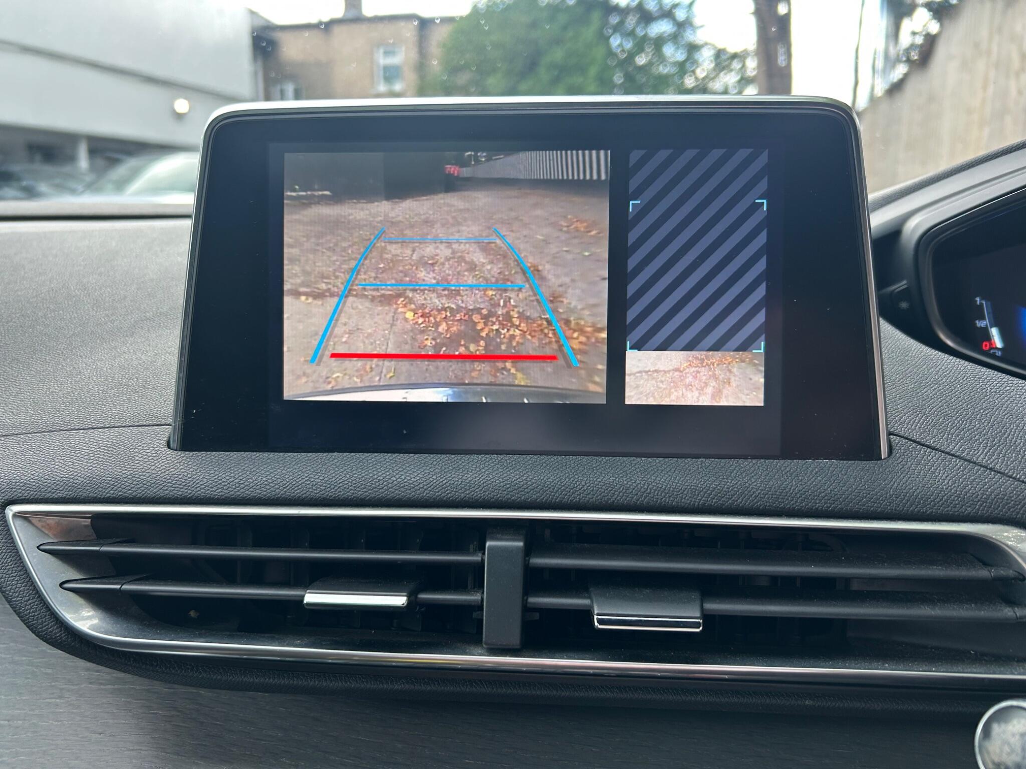 Peugeot 5008 view 44