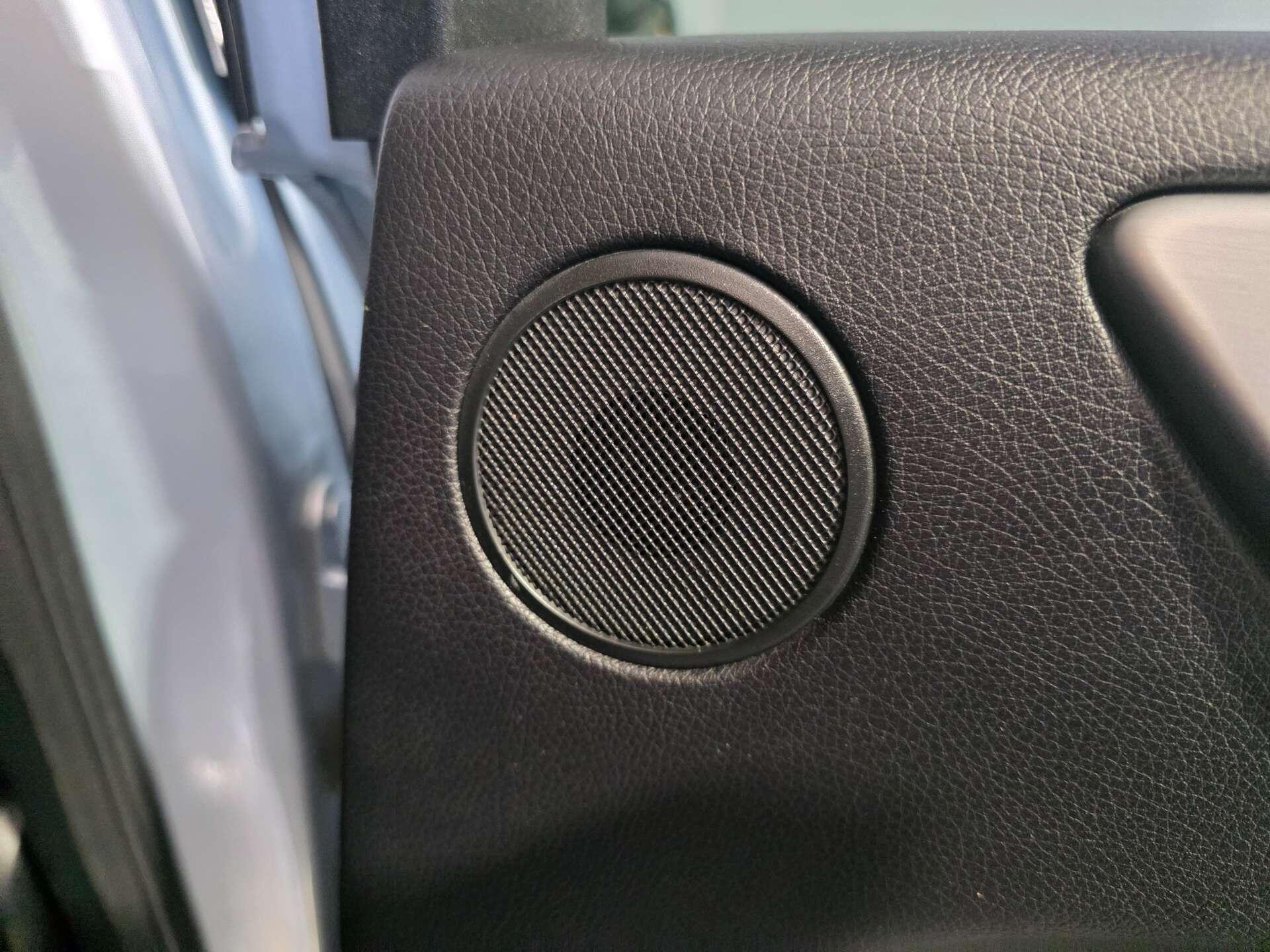Mercedes-Benz Gle view 36