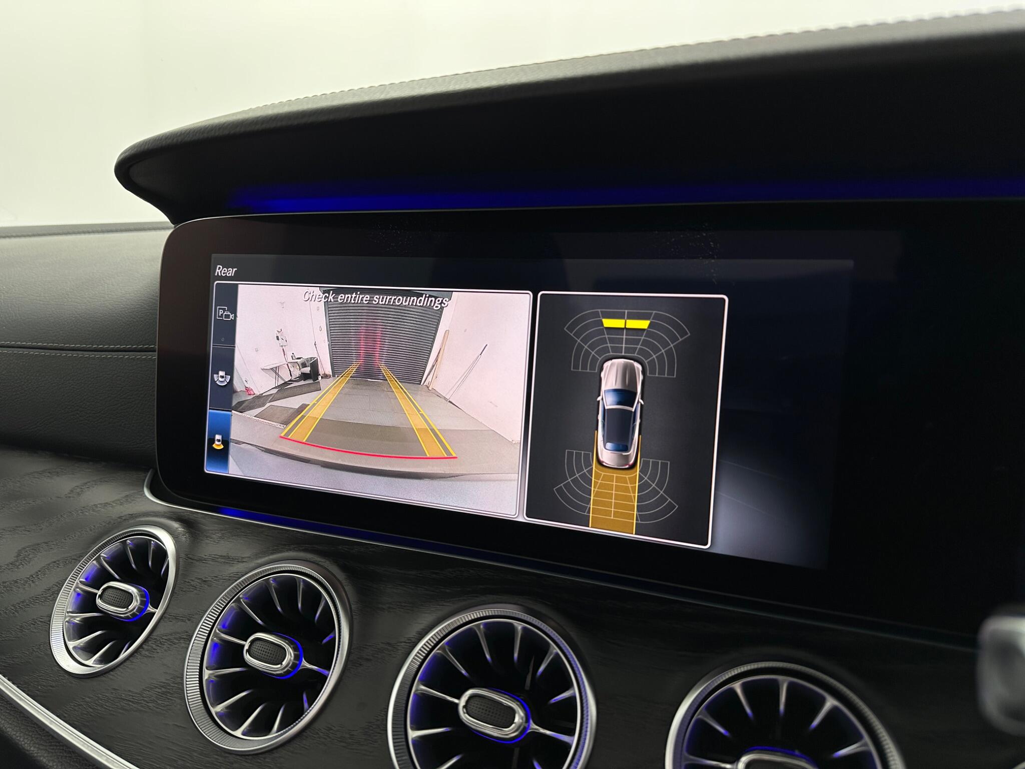 Mercedes-Benz E-Class view 24