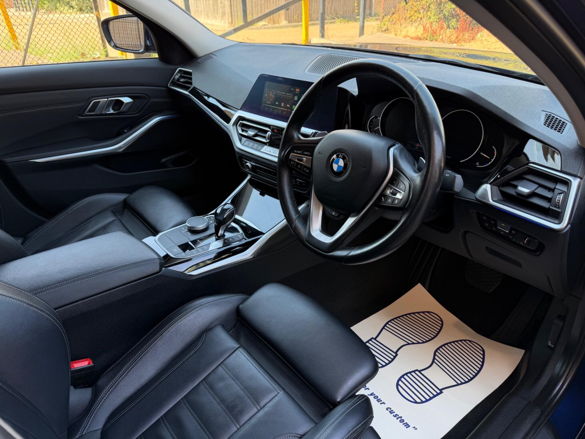 BMW 3 Series view 13