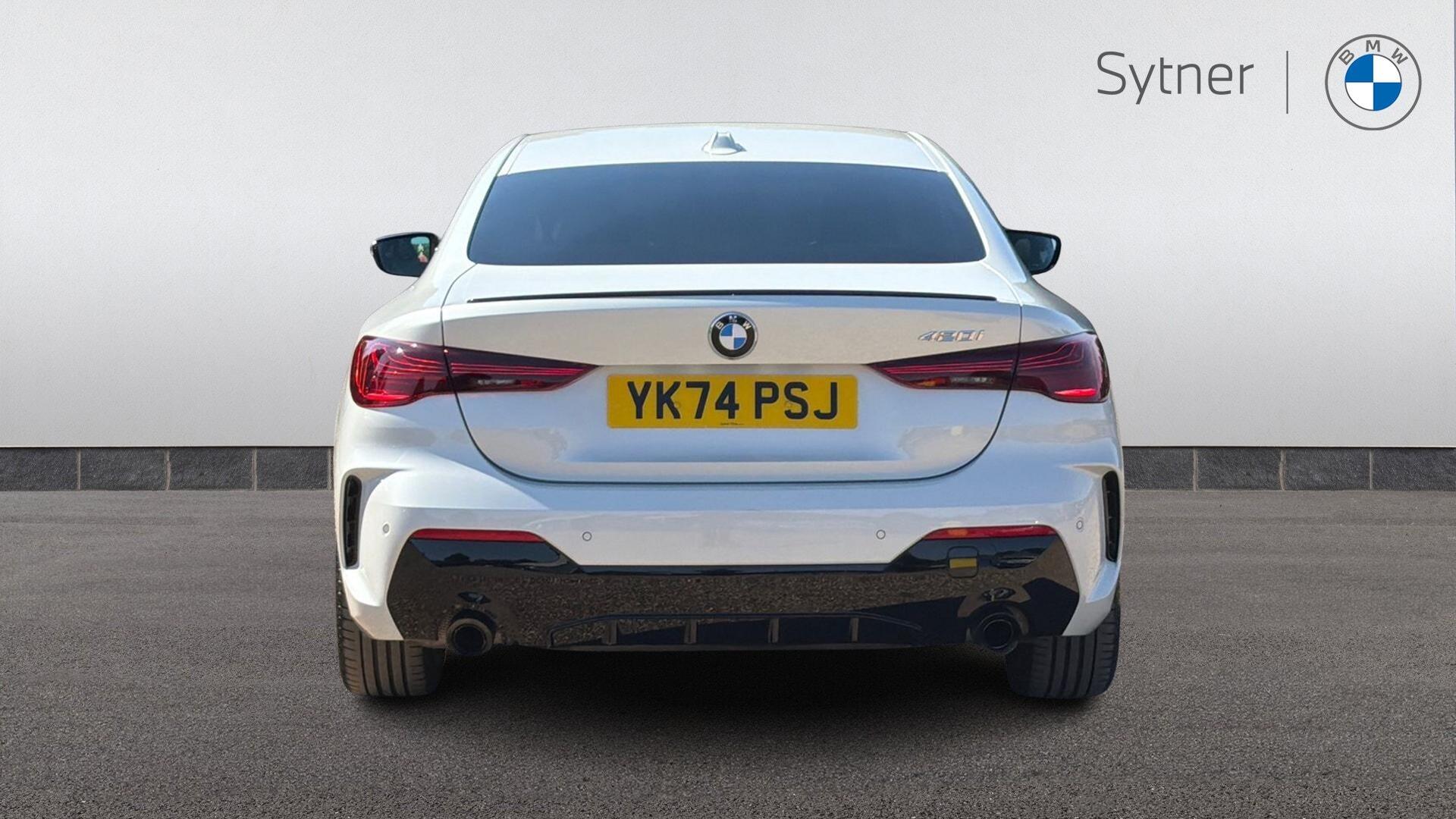 BMW 4 Series view 15