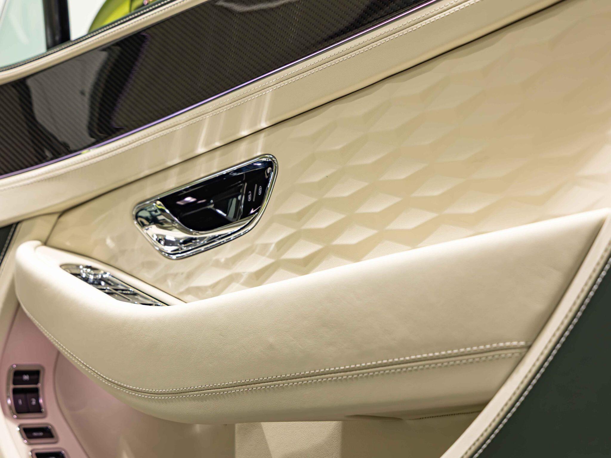 Bentley Continental view 38