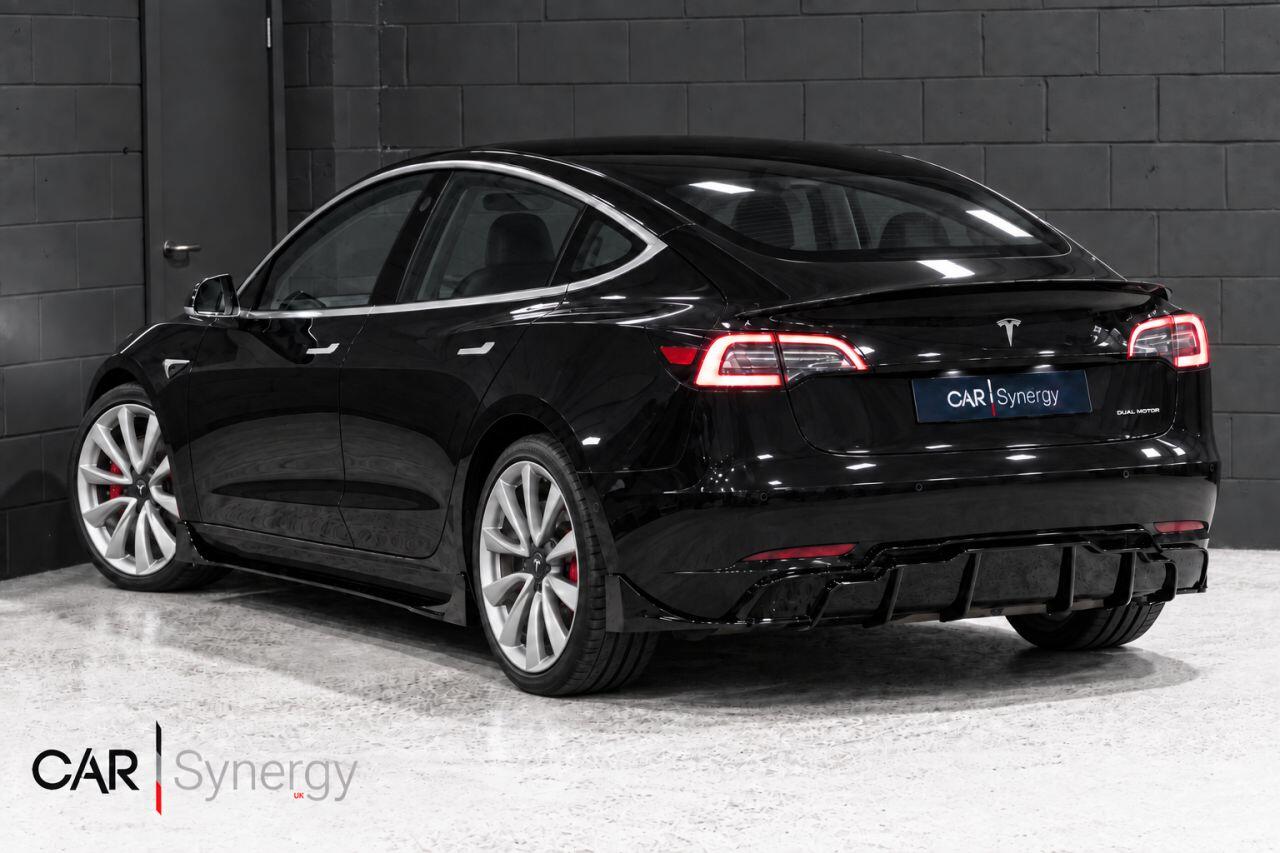 Tesla Model 3 view 3