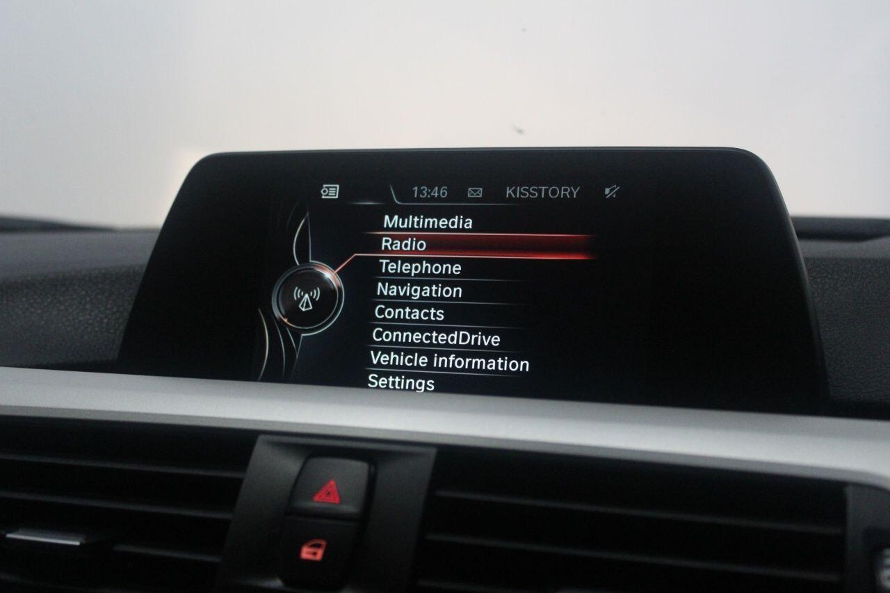 BMW 3 Series view 34