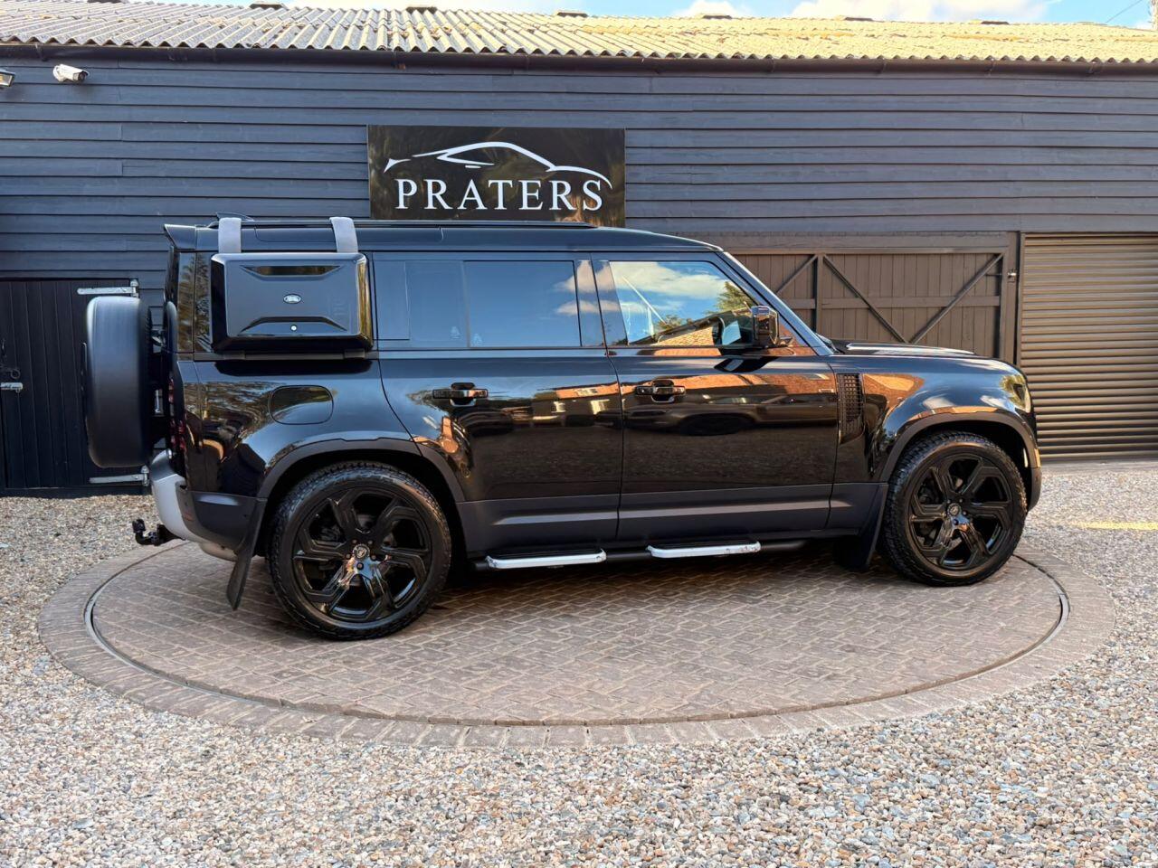 Land Rover Defender view 7