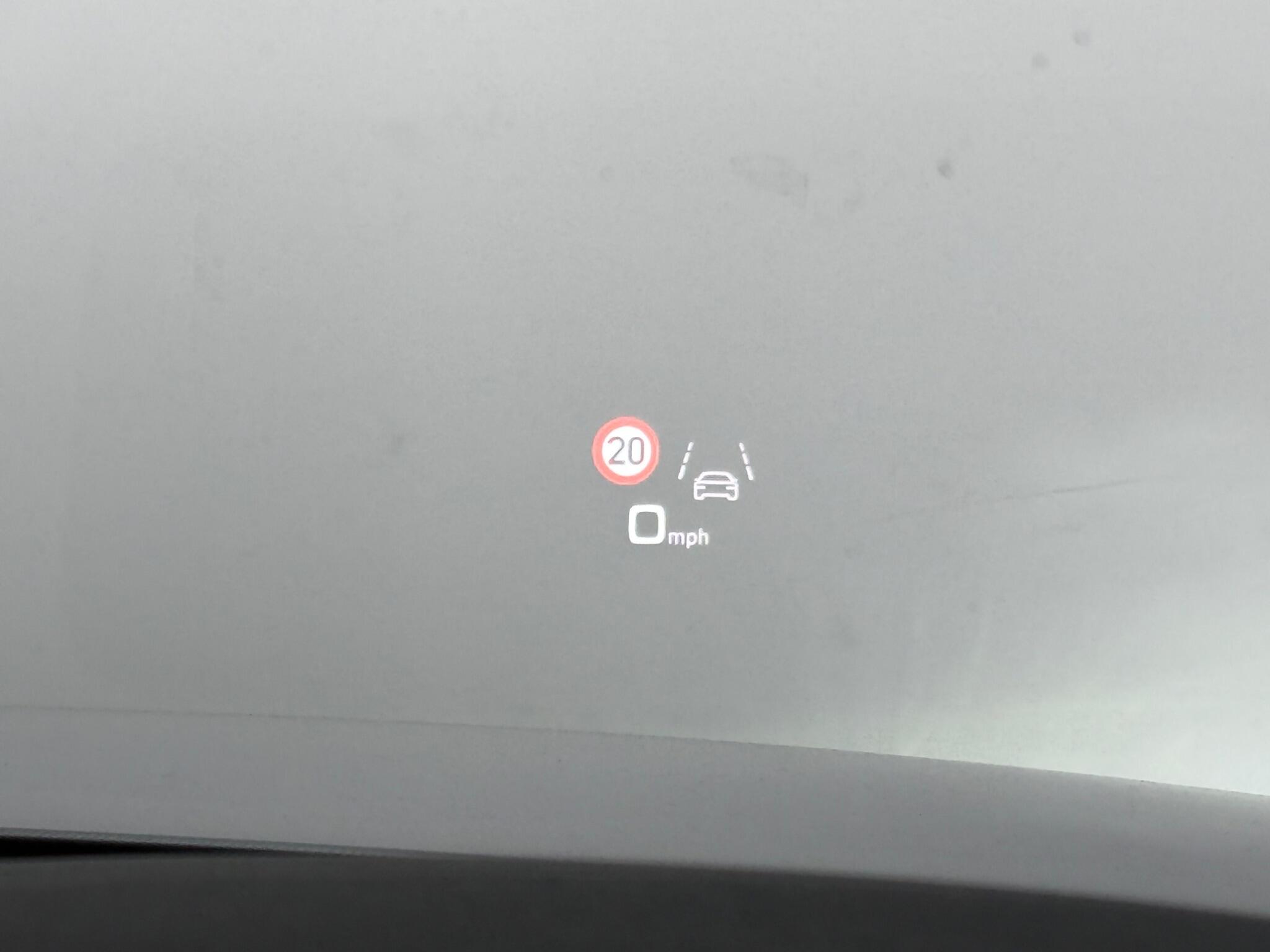 Audi A8 view 20