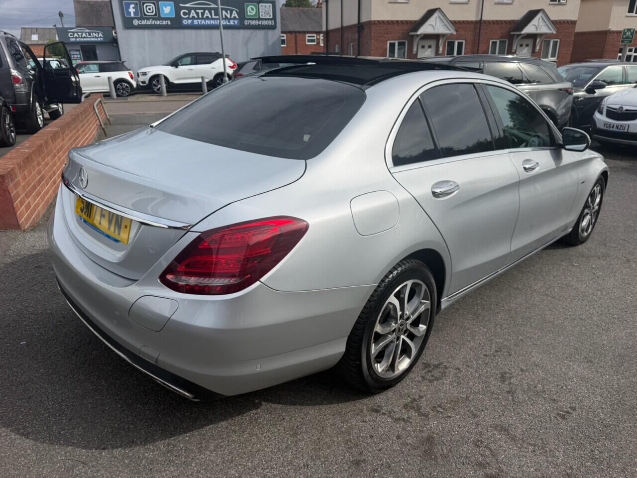 Mercedes-Benz C-Class view 18