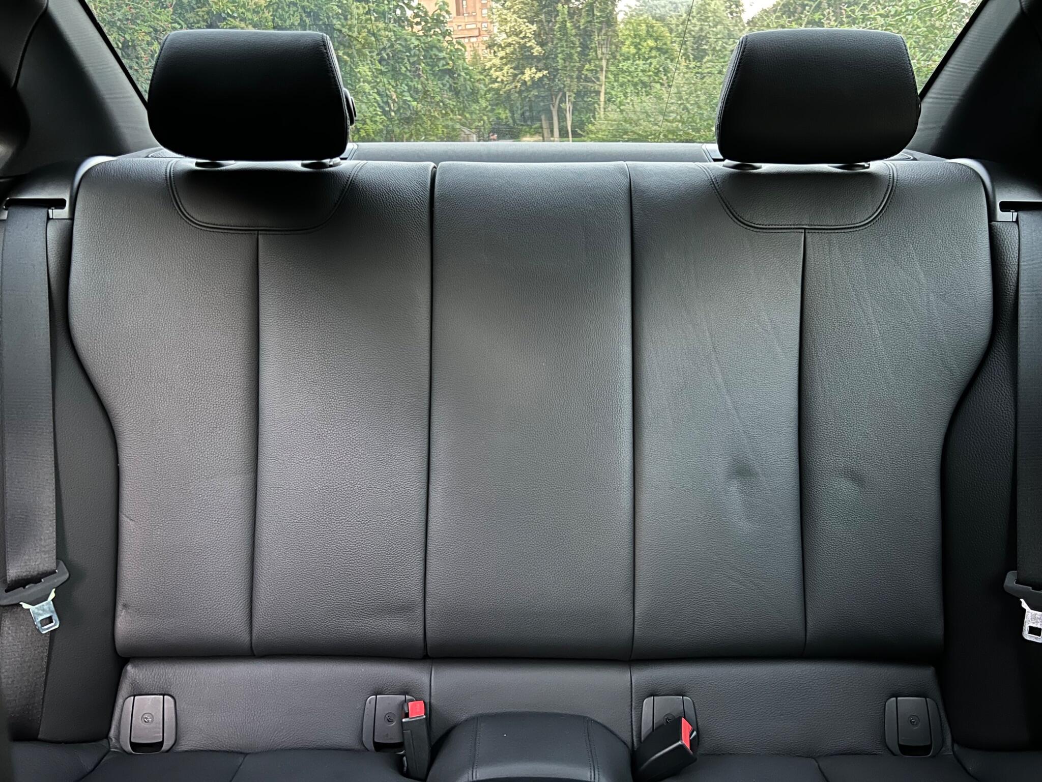 BMW 2 Series view 26