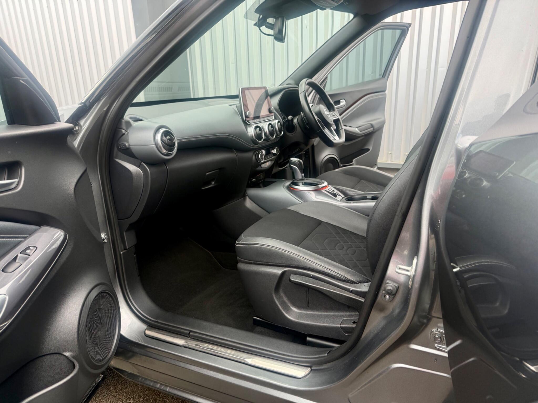 Nissan Juke view 24