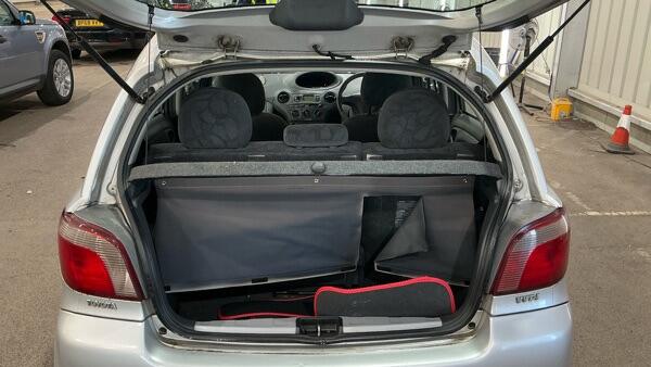 Toyota Yaris view 9