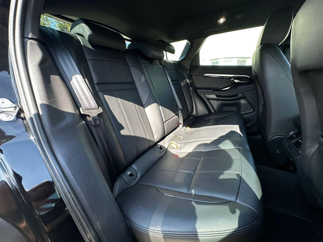 Land Rover Range Rover Evoque view 18