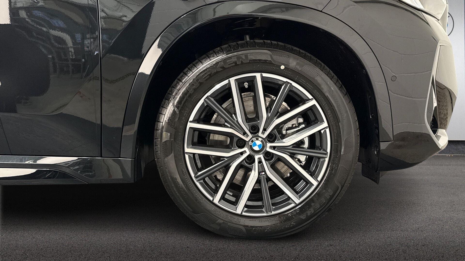 BMW X1 view 14