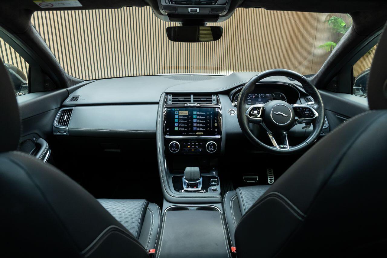 Jaguar E-Pace view 17