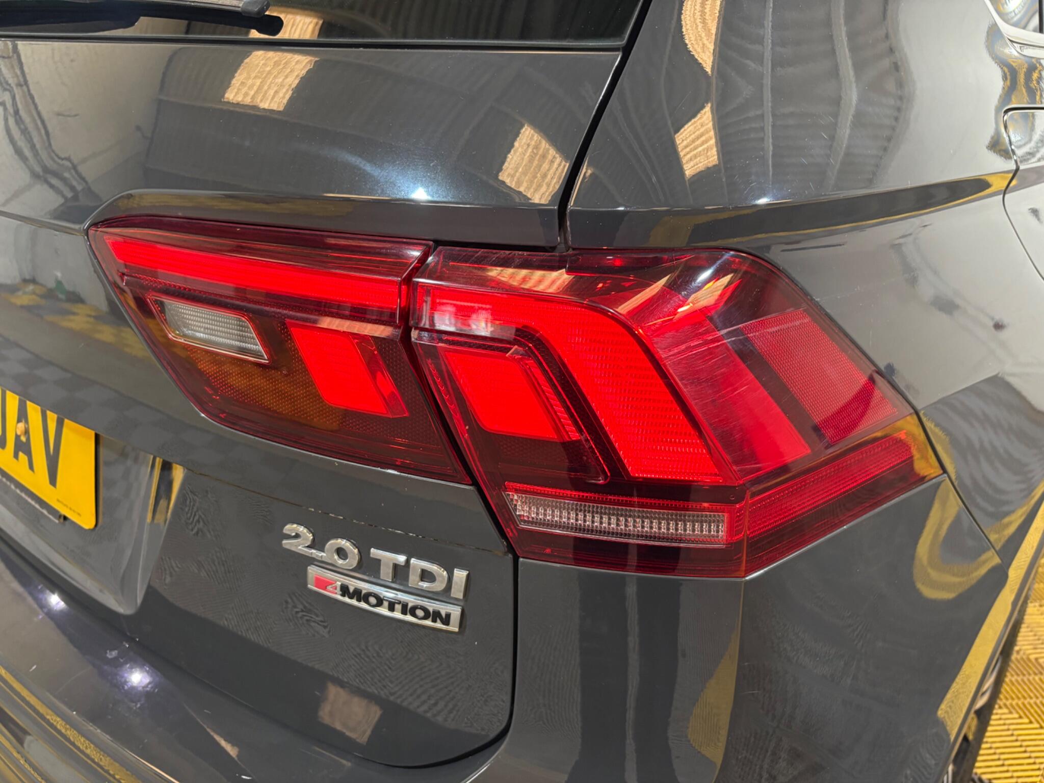 Volkswagen Tiguan view 82