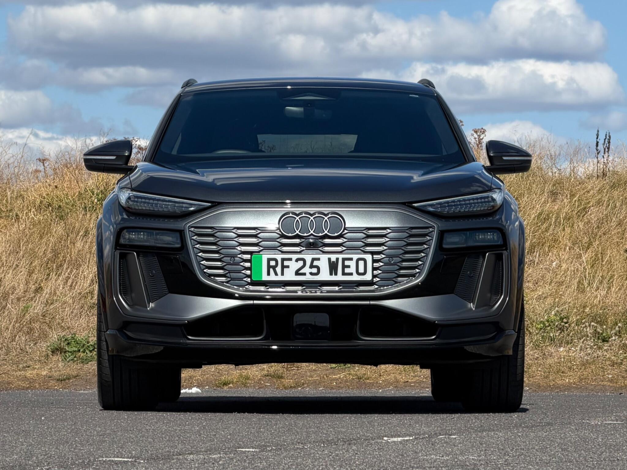 Audi E-Tron view 43