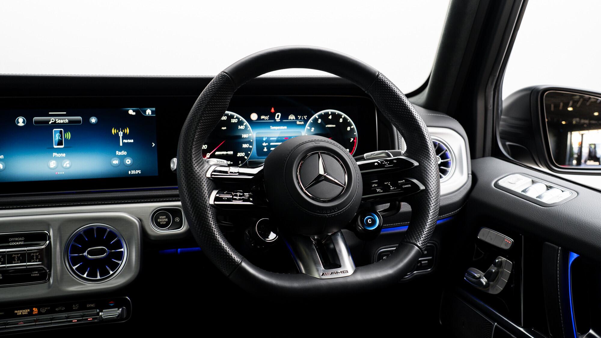 Mercedes-Benz G-Class view 22