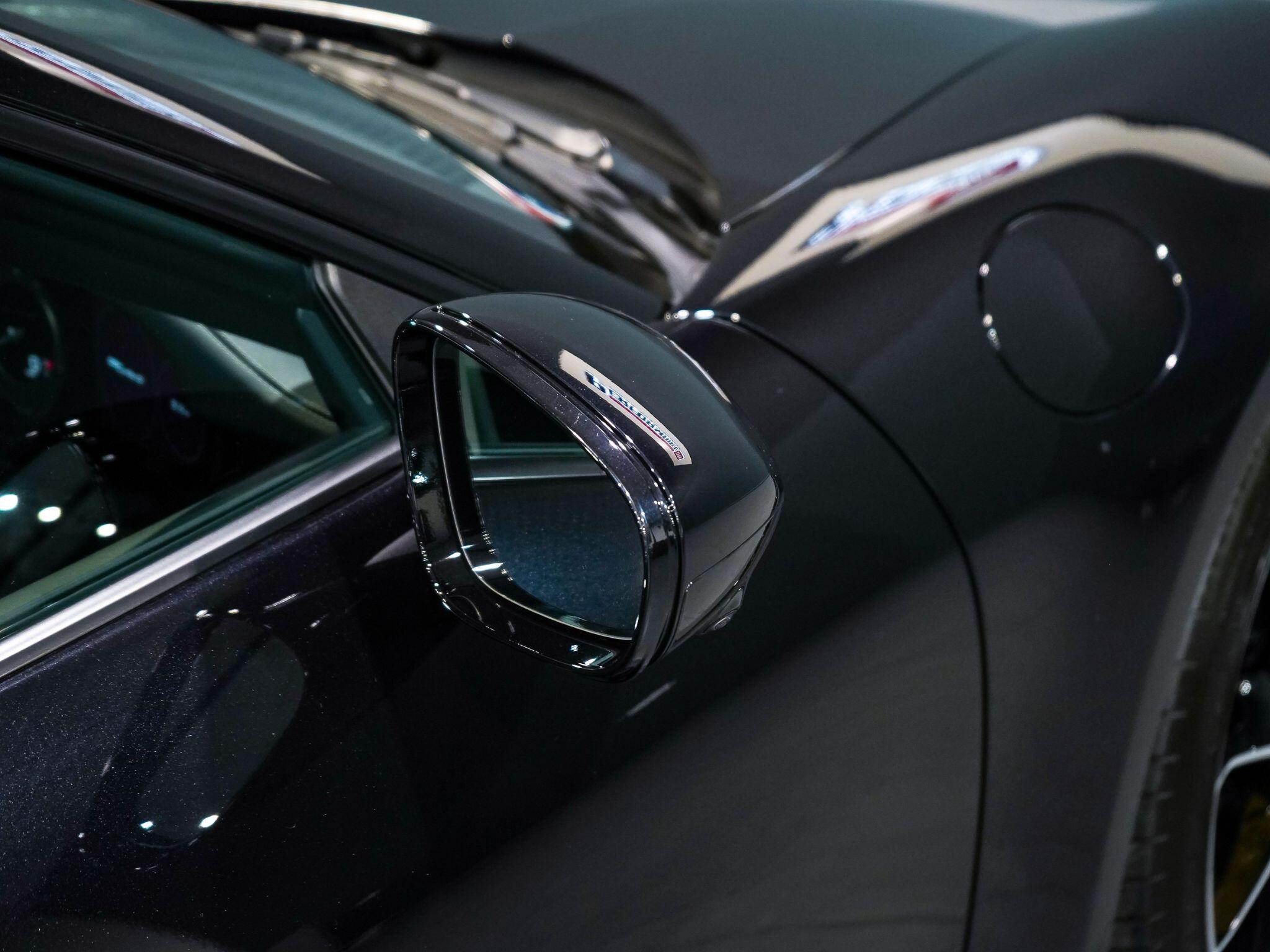 Porsche 911 view 15