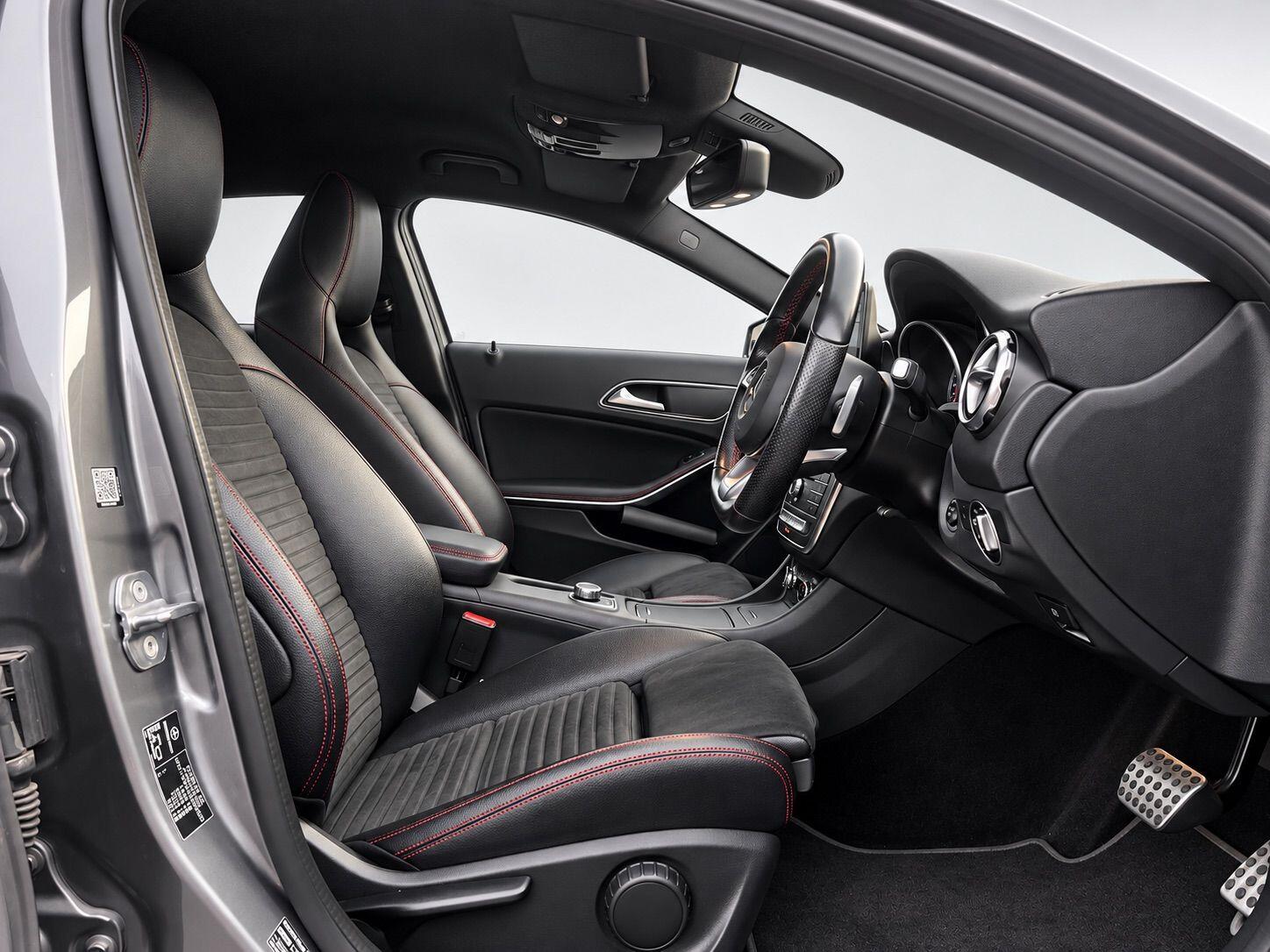 Mercedes-Benz Gla view 18