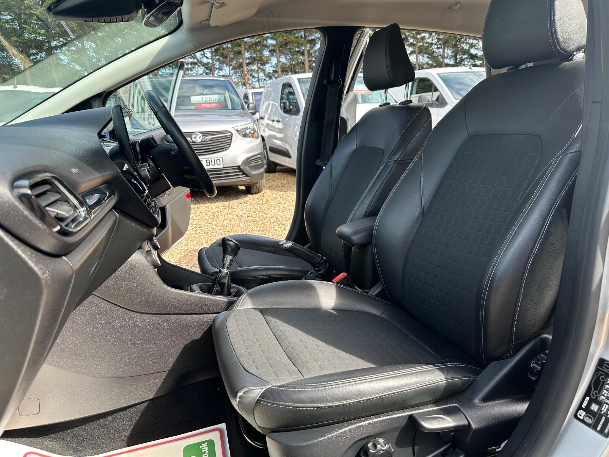 Ford Fiesta view 19