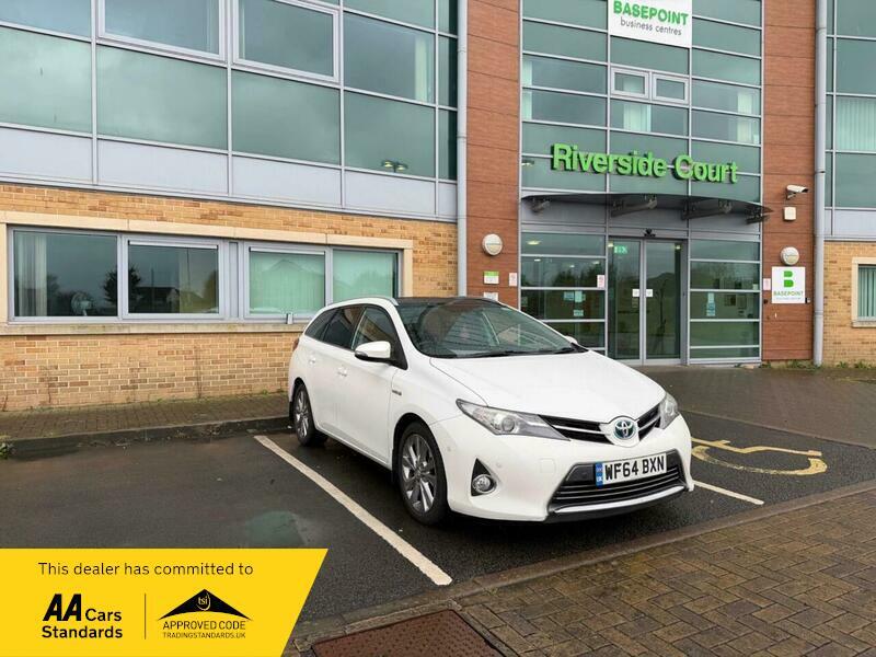 2014 Toyota Auris 1.8 VVT-h Excel Touring Sports CVT Euro 5 (s/s) 5dr • 104,000 miles image 1