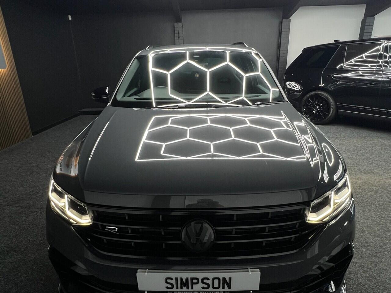 Volkswagen Tiguan view 22