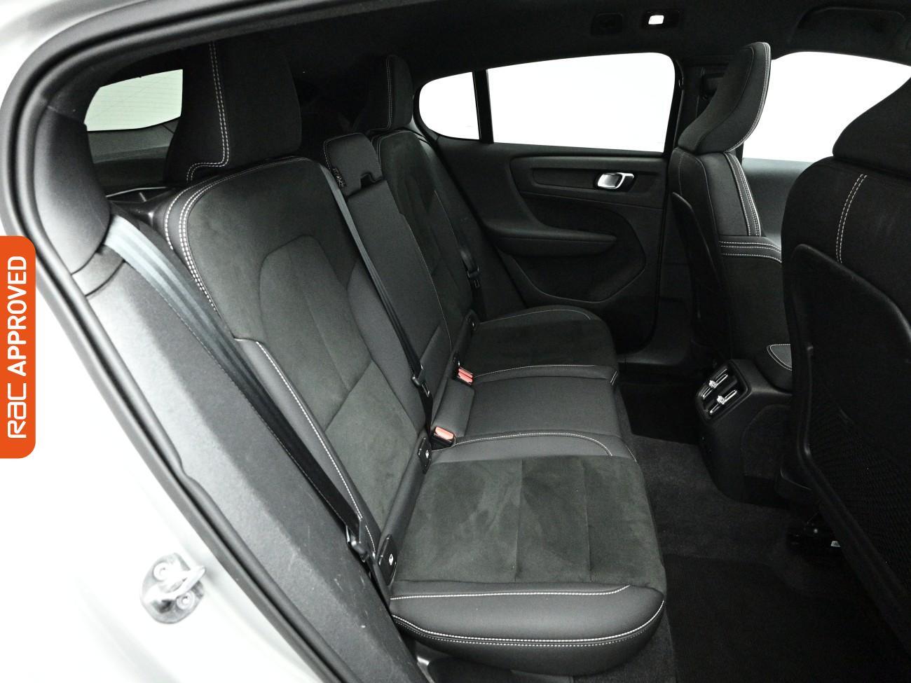 Volvo C40 view 14