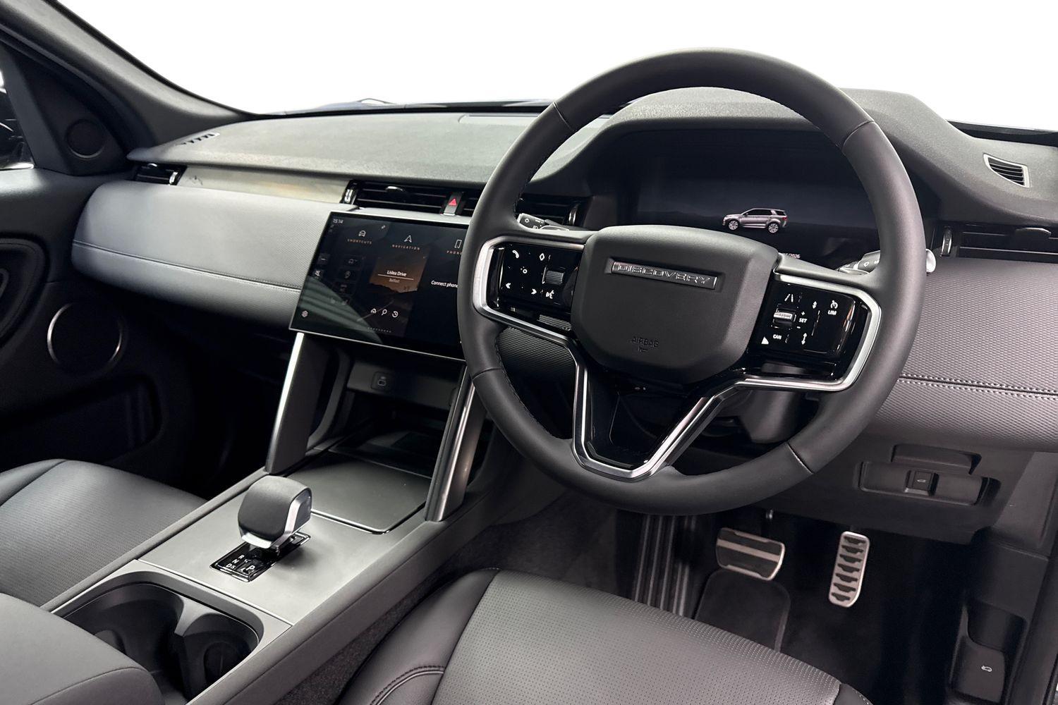 Land Rover Discovery Sport view 9