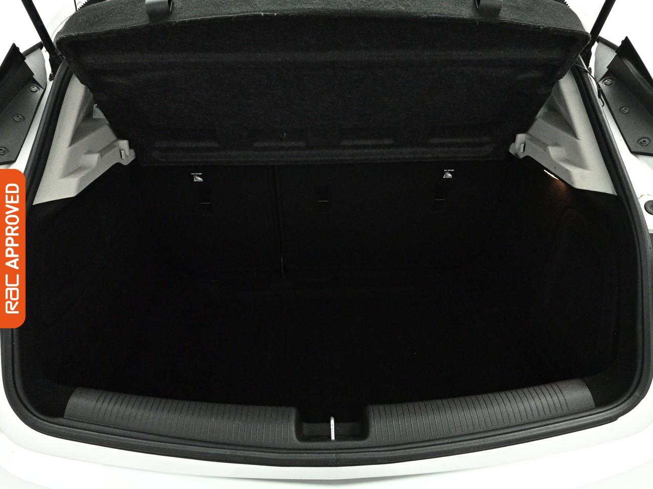 Vauxhall Astra view 25