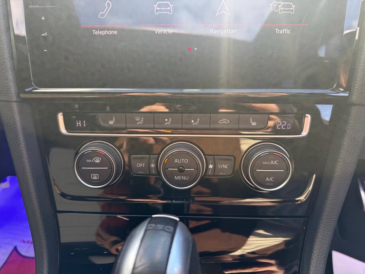Volkswagen Golf view 19