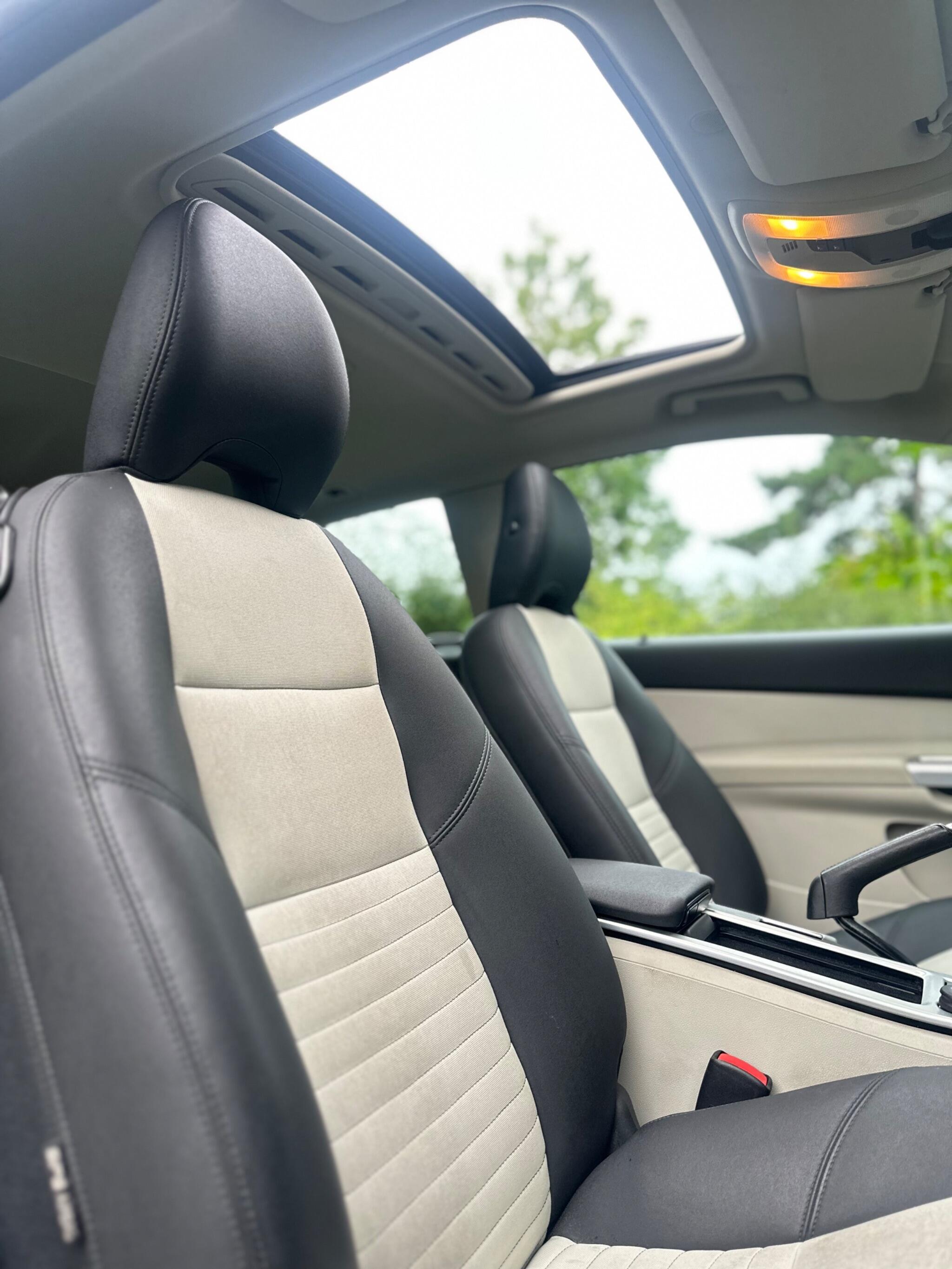 2010 Volvo C30 image 19