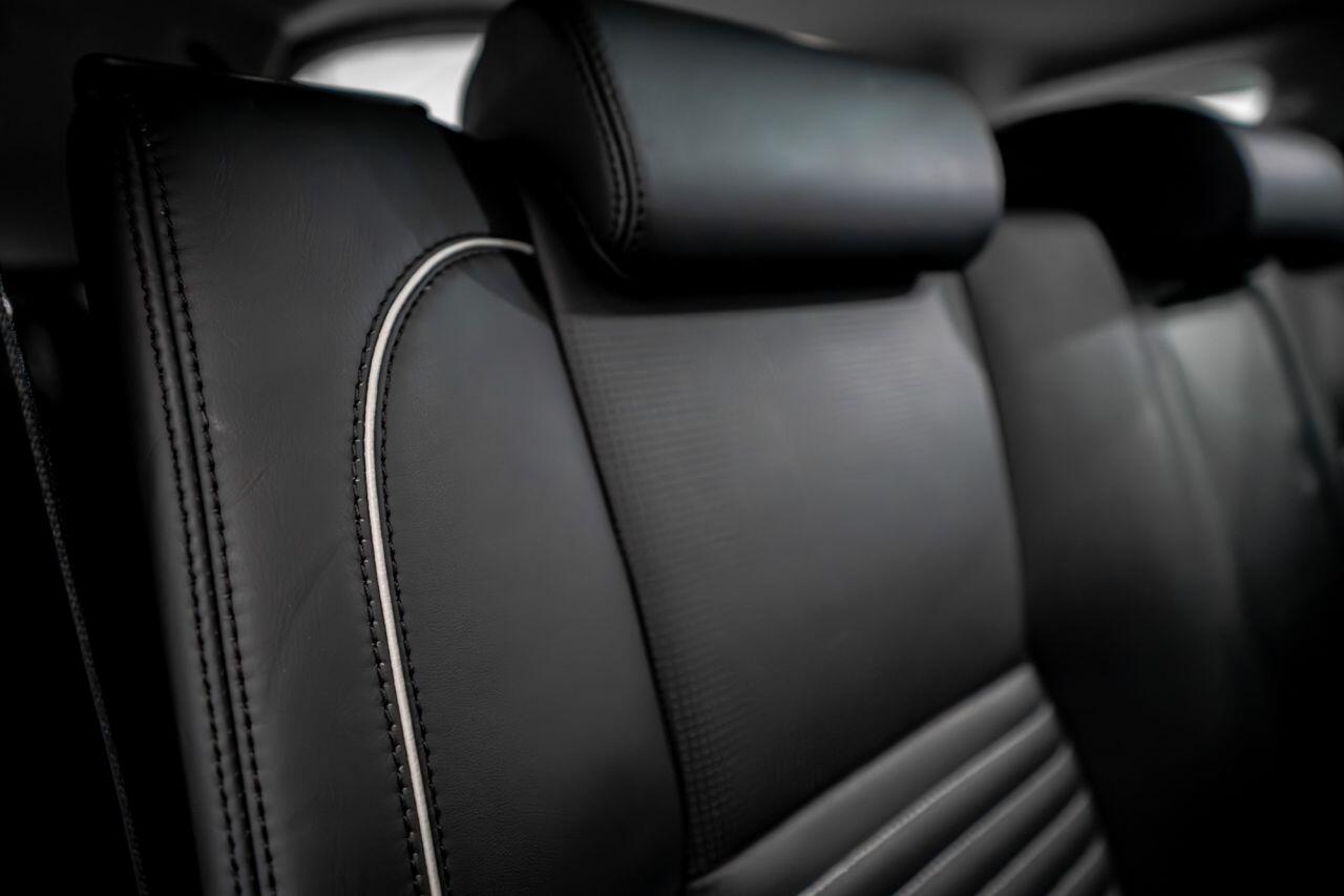 Land Rover Discovery Sport view 44