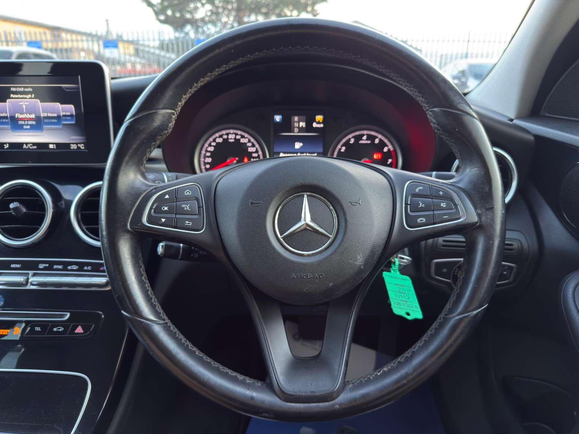 Mercedes-Benz C Class view 51