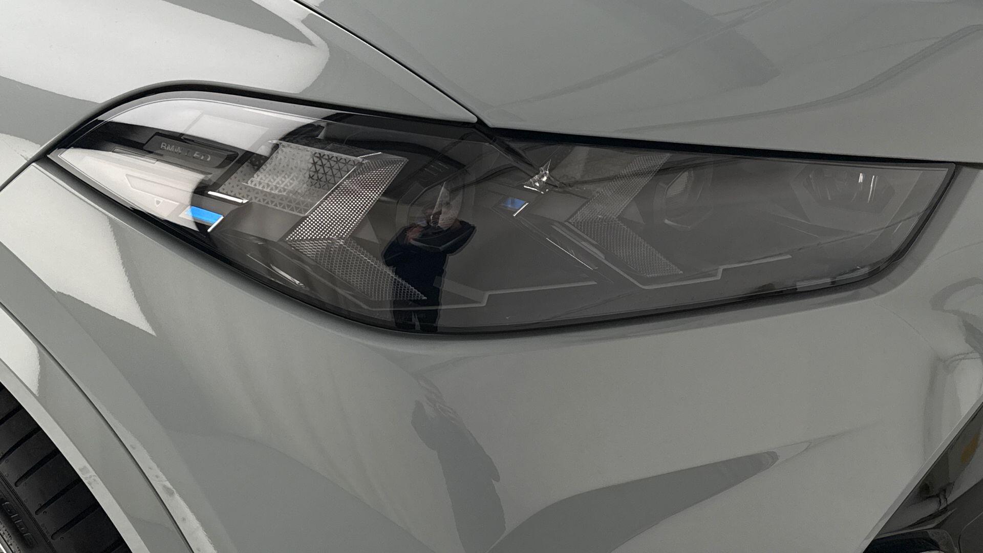 BMW X5 view 22