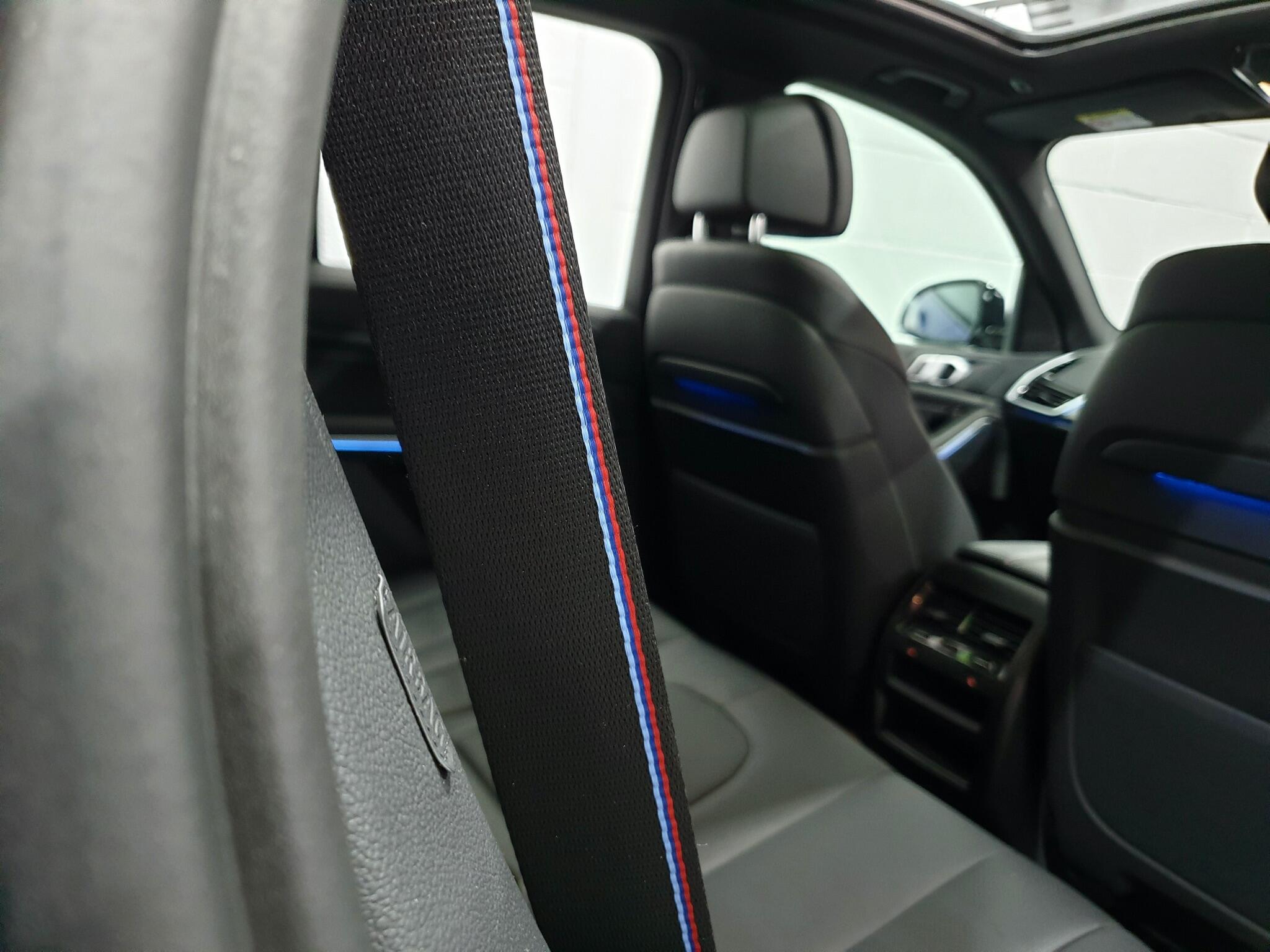 BMW X5 view 50