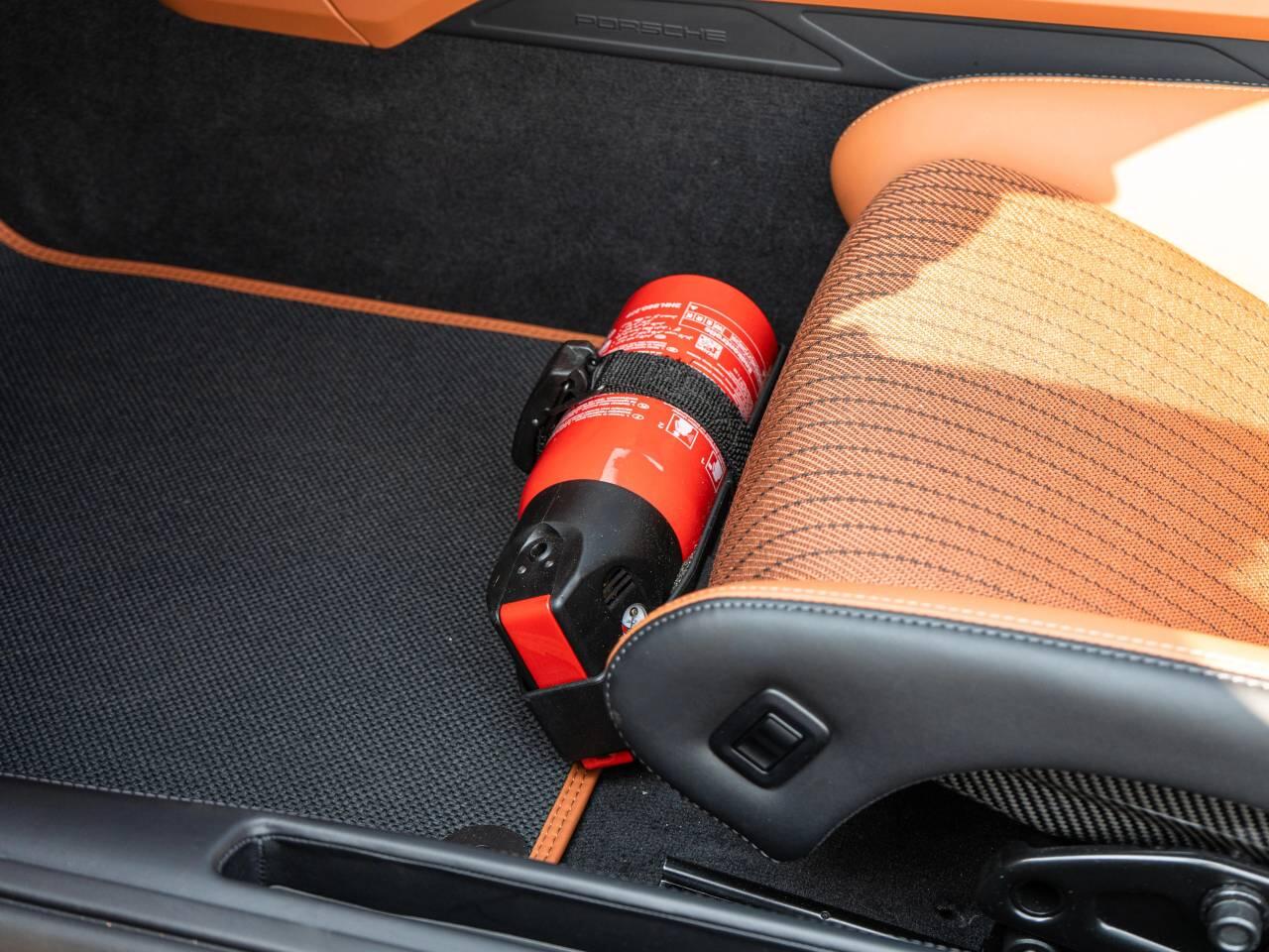 Porsche 911 view 48