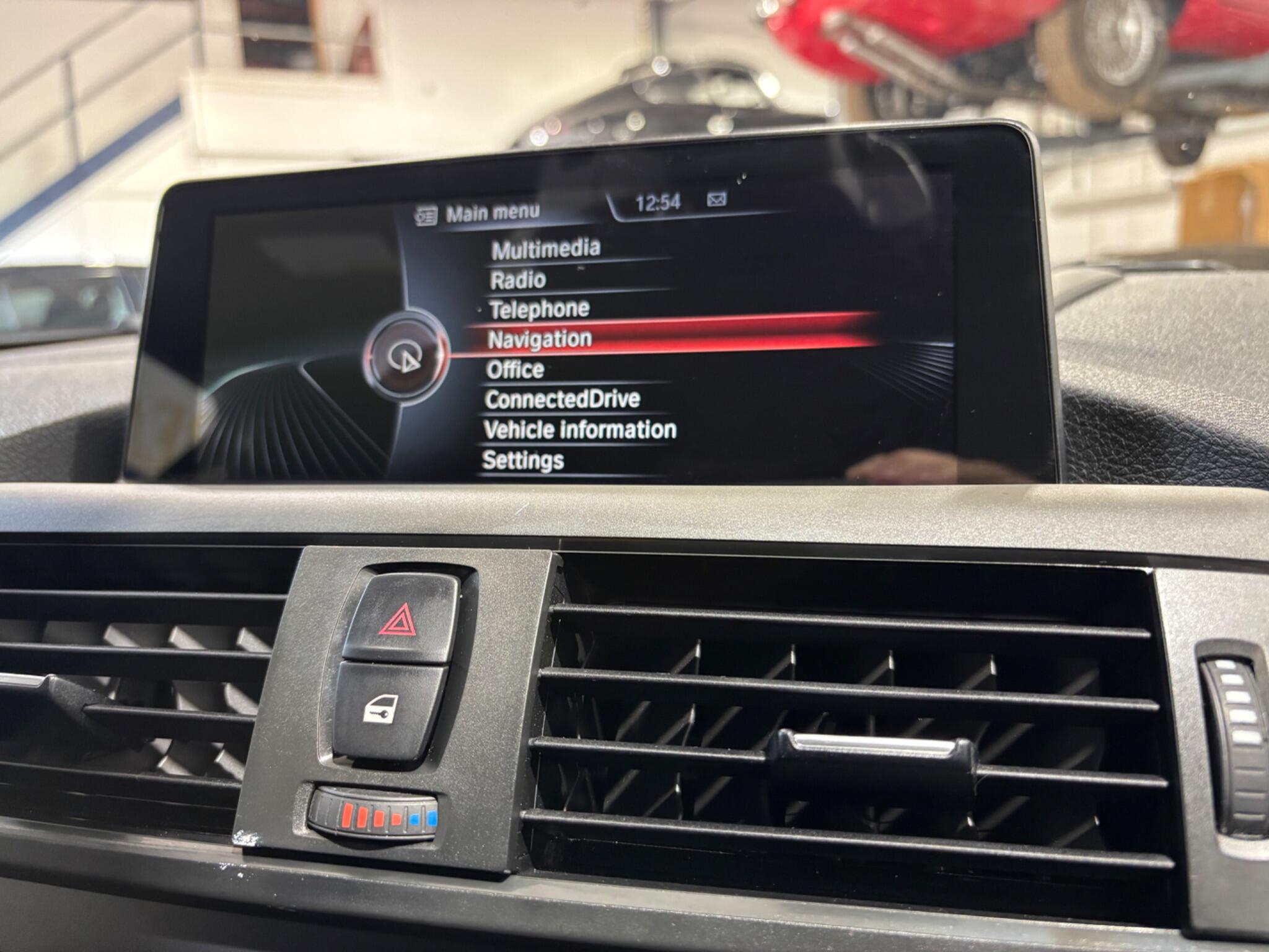 BMW 1 Series view 47