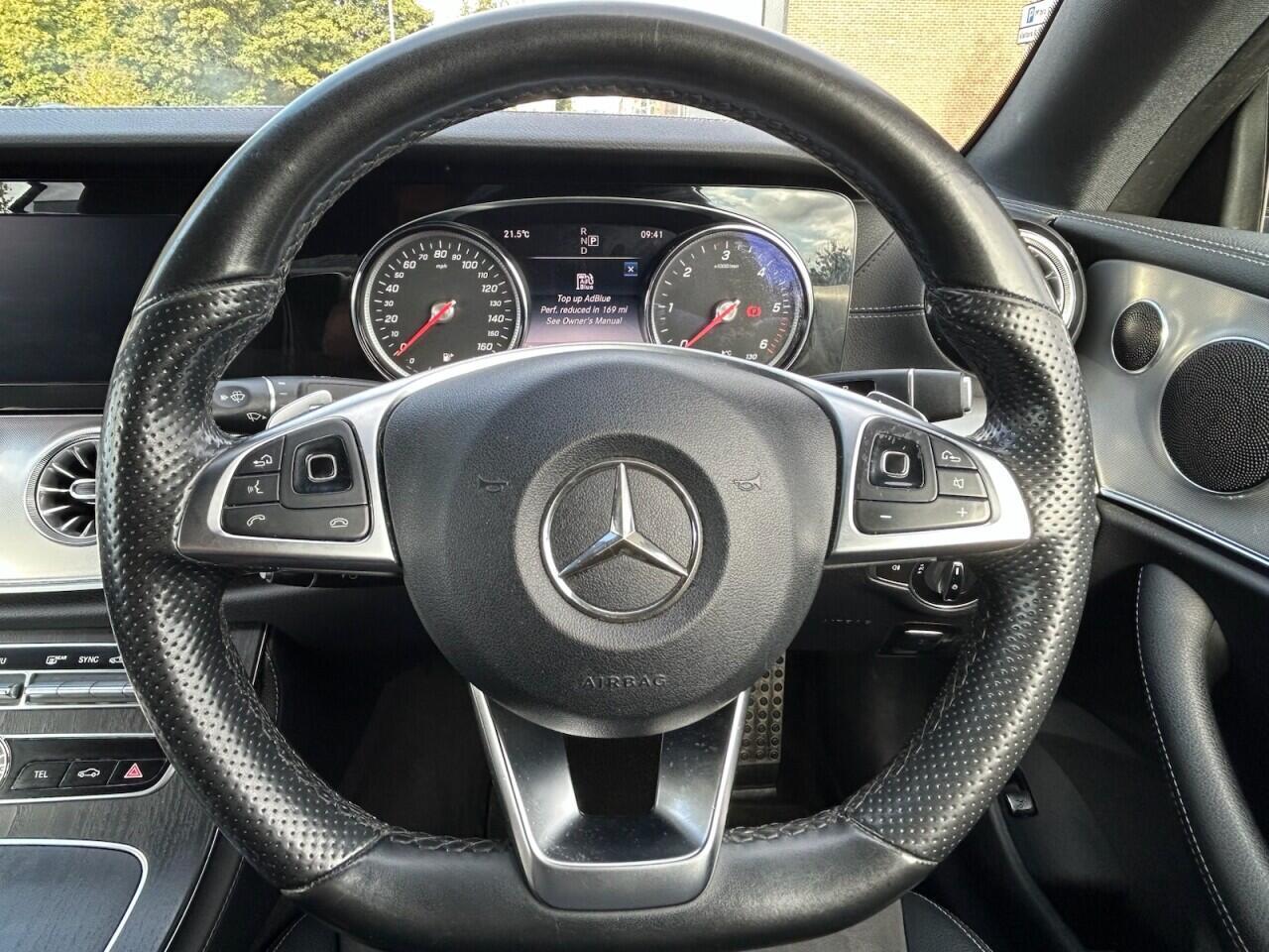 Mercedes-Benz E-Class view 30