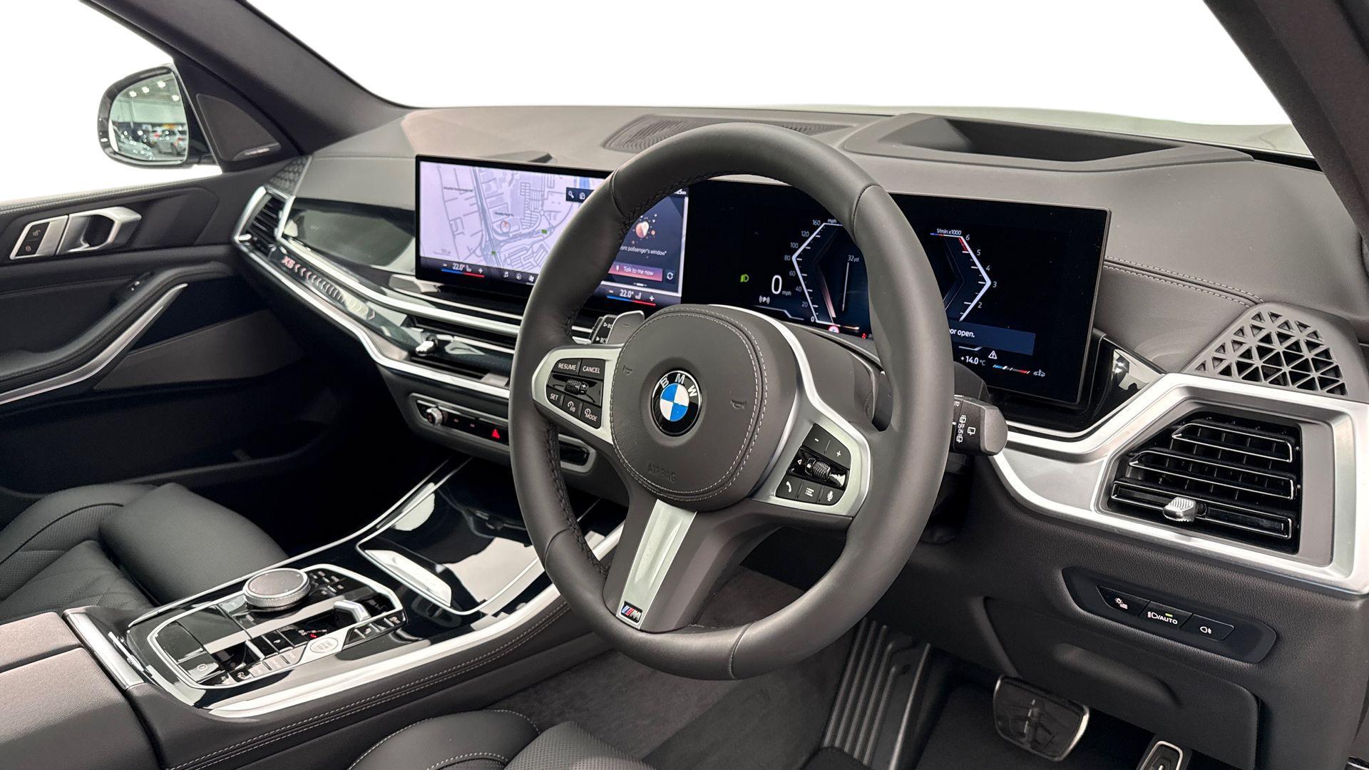 BMW X5 view 6