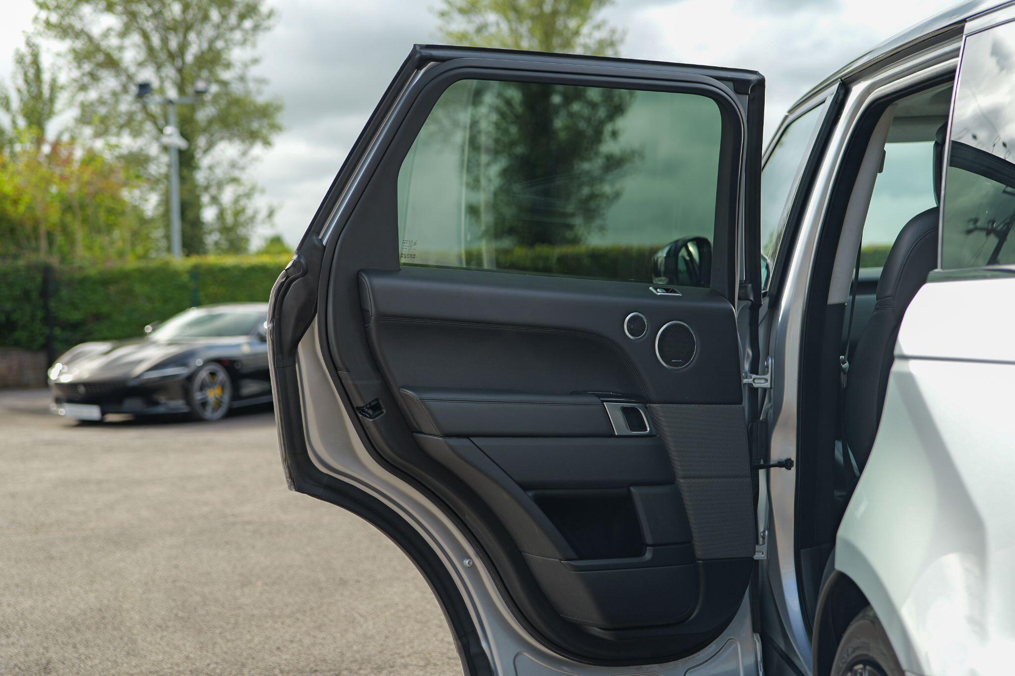 Land Rover Range Rover Sport view 36