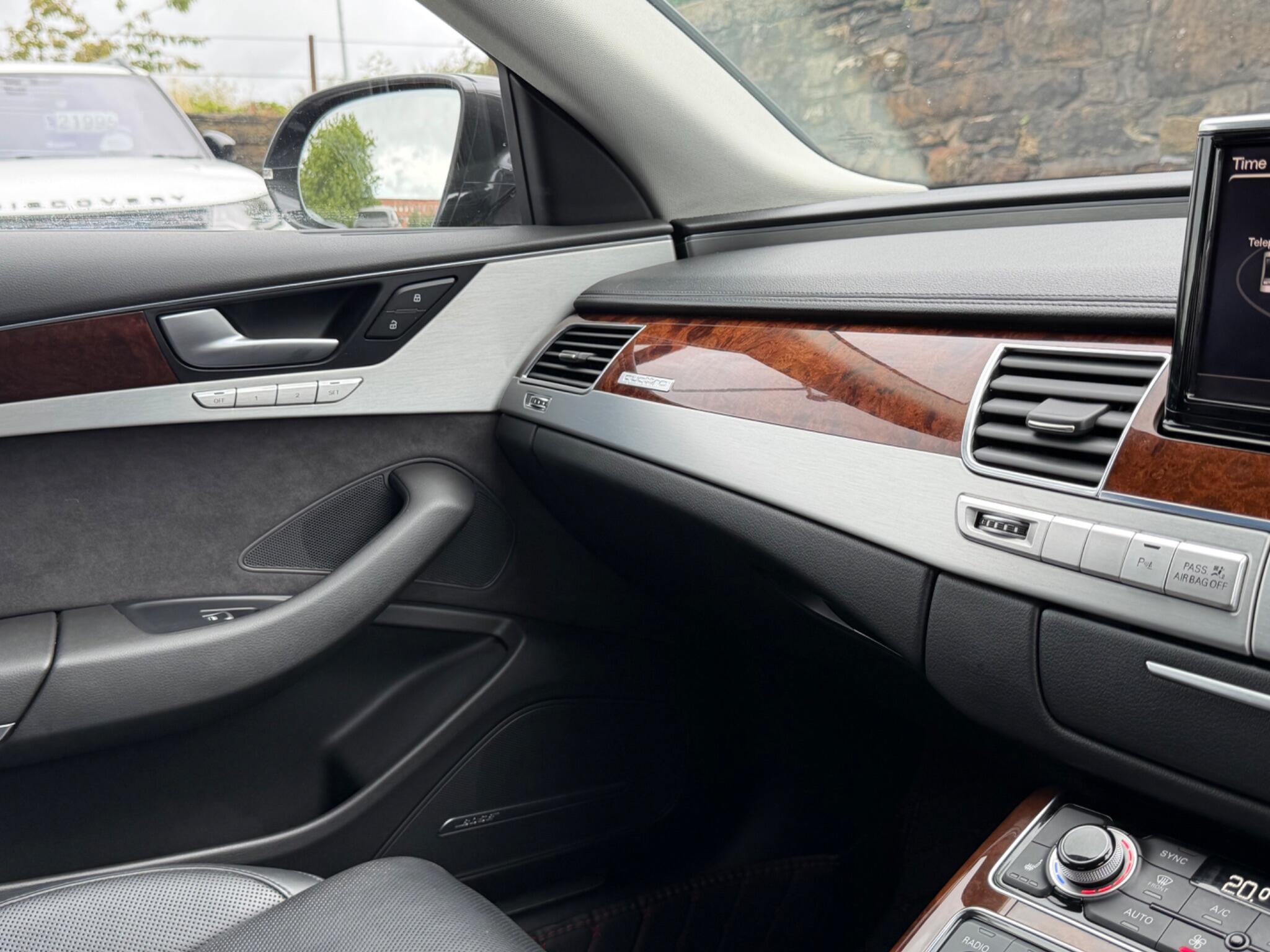Audi A8 view 53