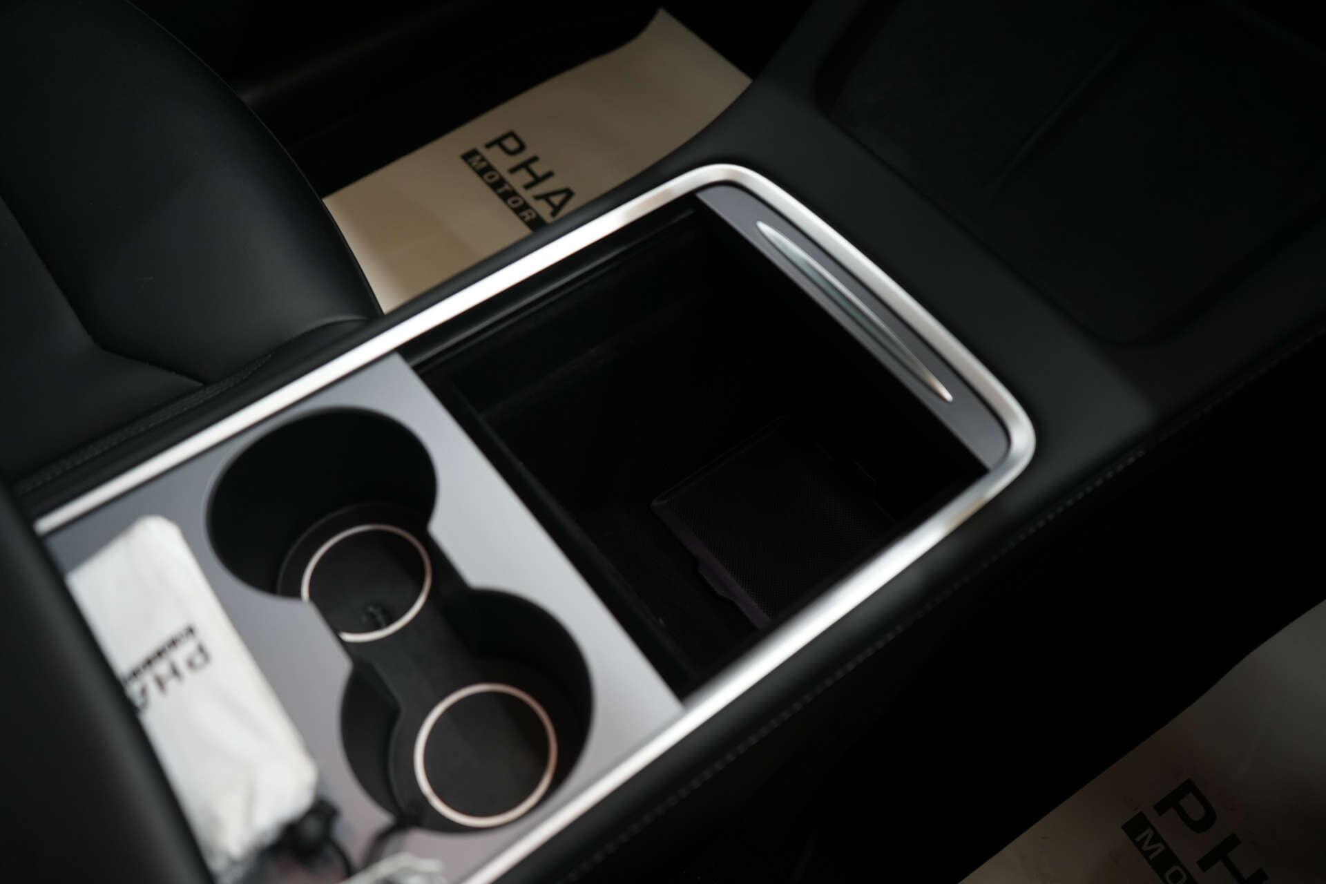 Tesla Model Y view 38
