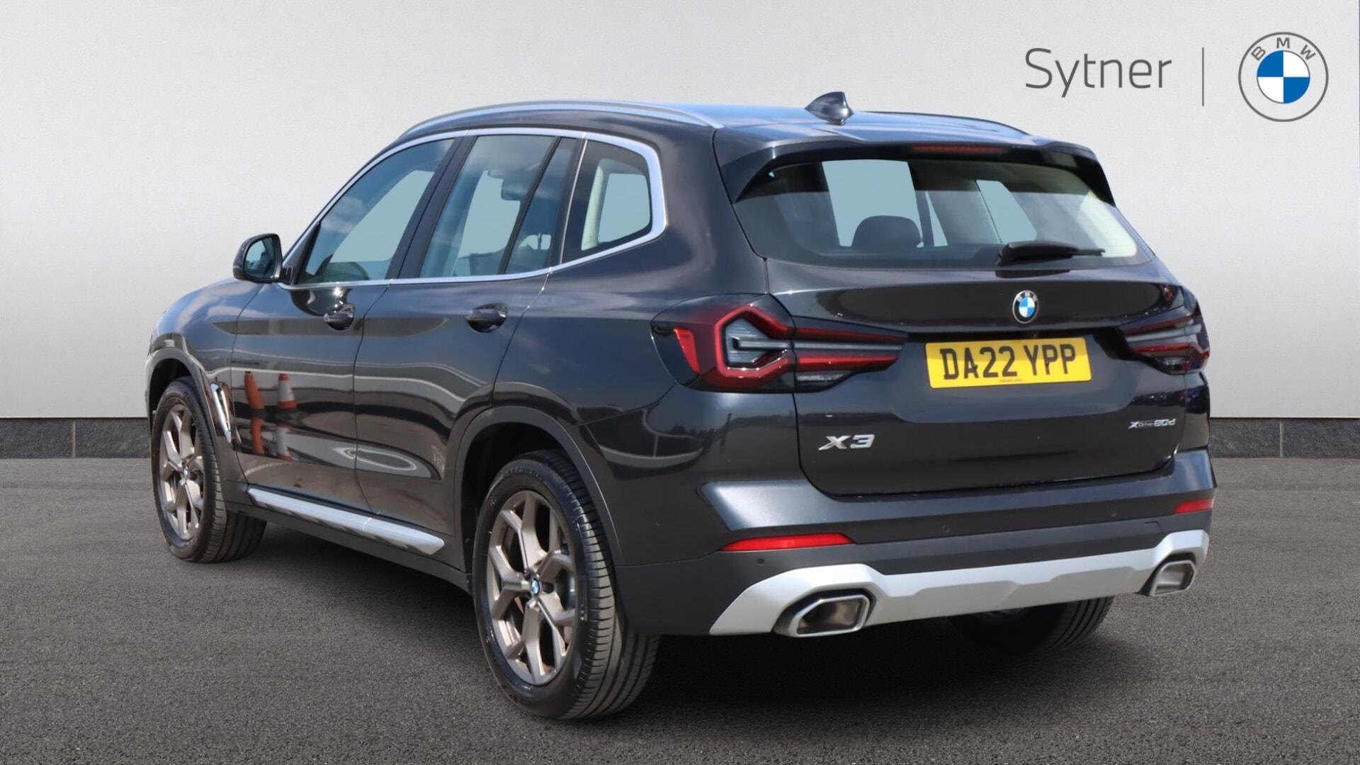 BMW X3 view 2