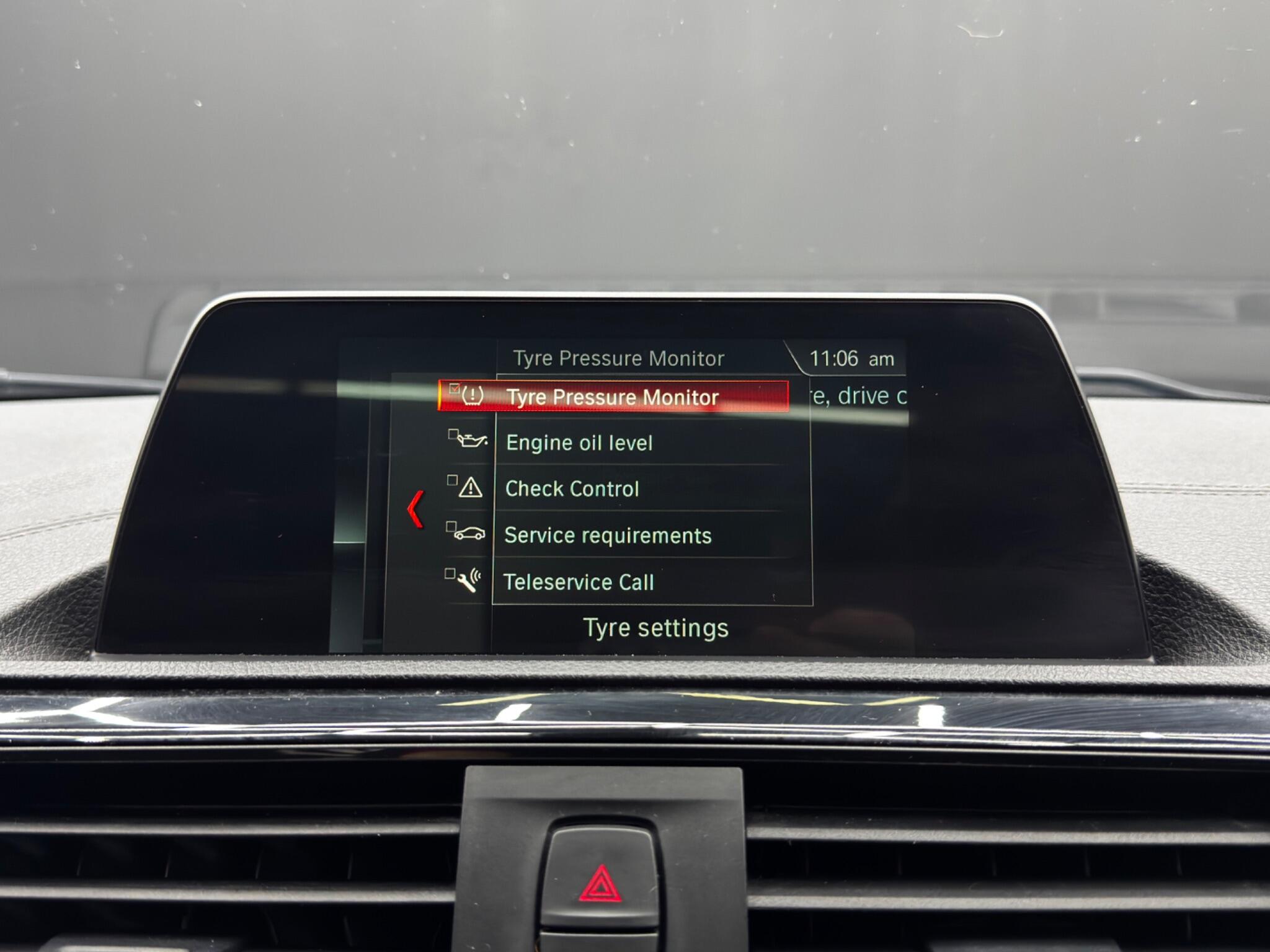 BMW 2 Series view 32