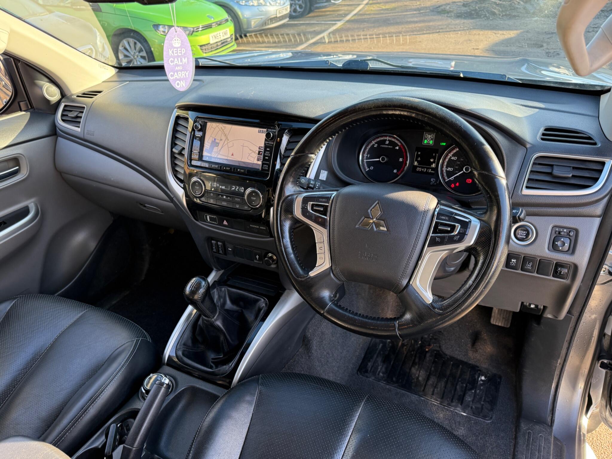 Mitsubishi L200 - Image 37