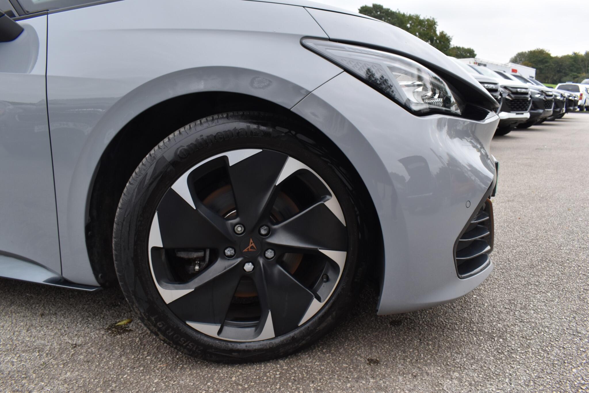 Born - 58kWh V2 Auto 5dr - Image 11