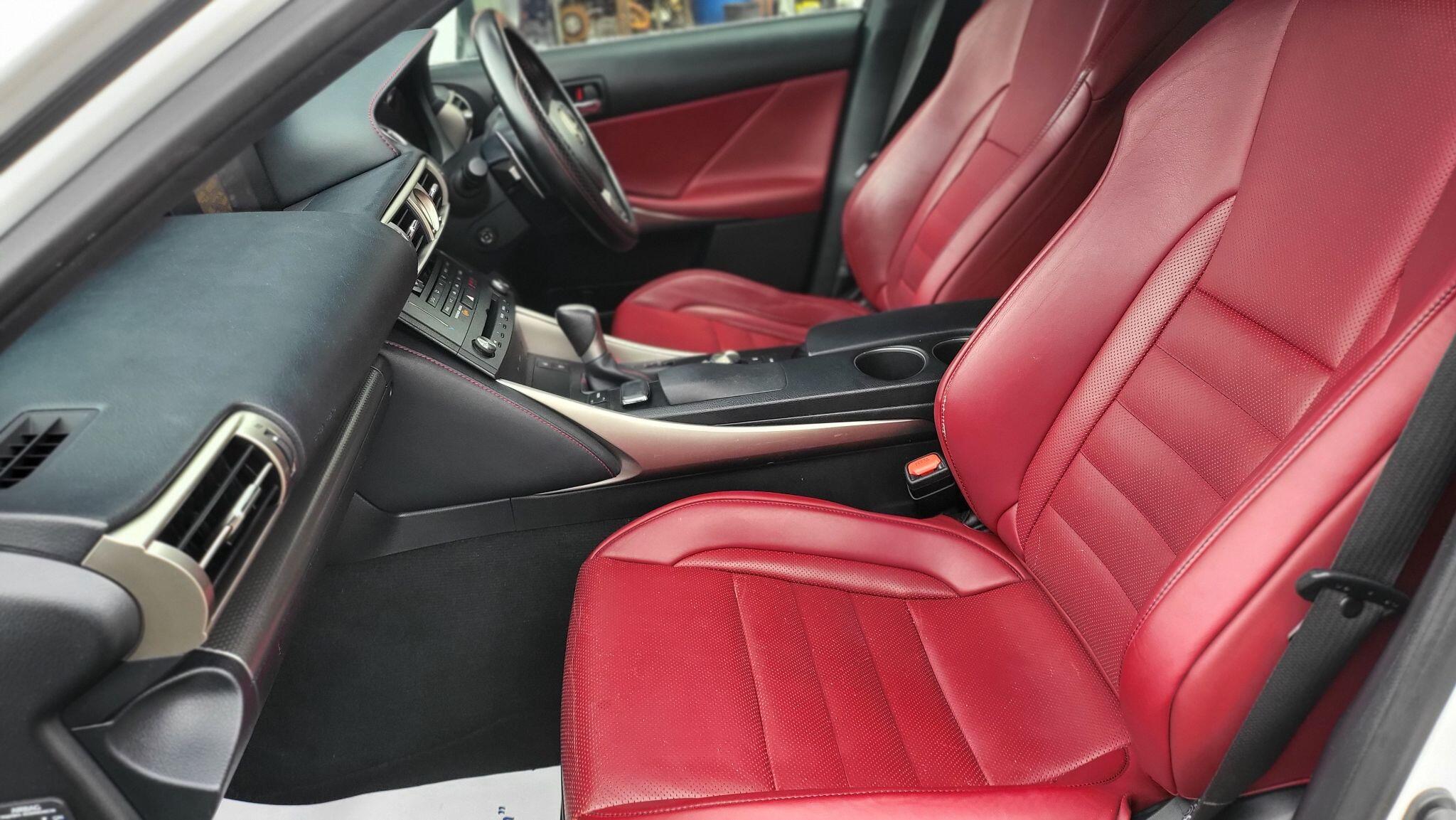 Lexus Is view 34